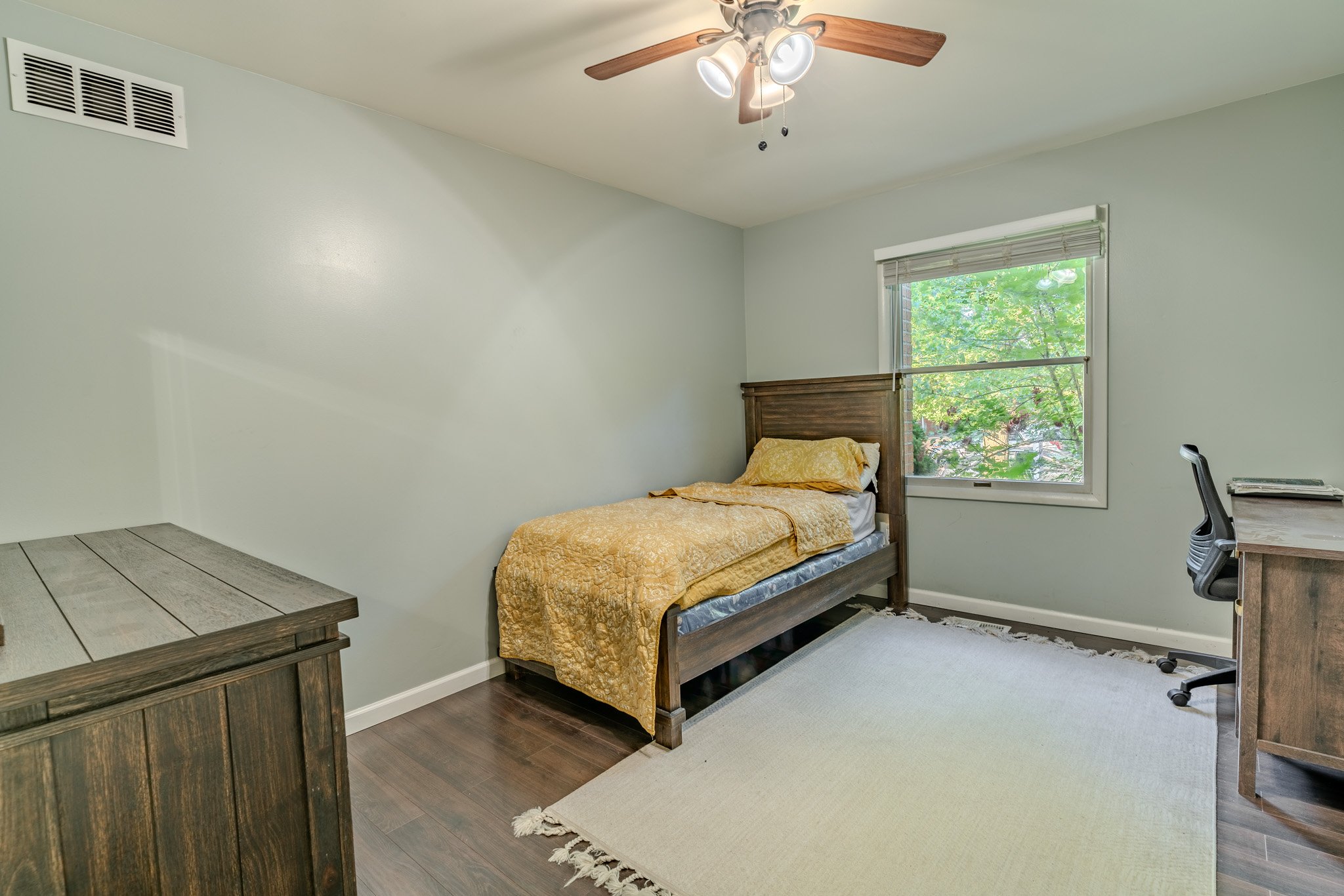 rooms1.jpg