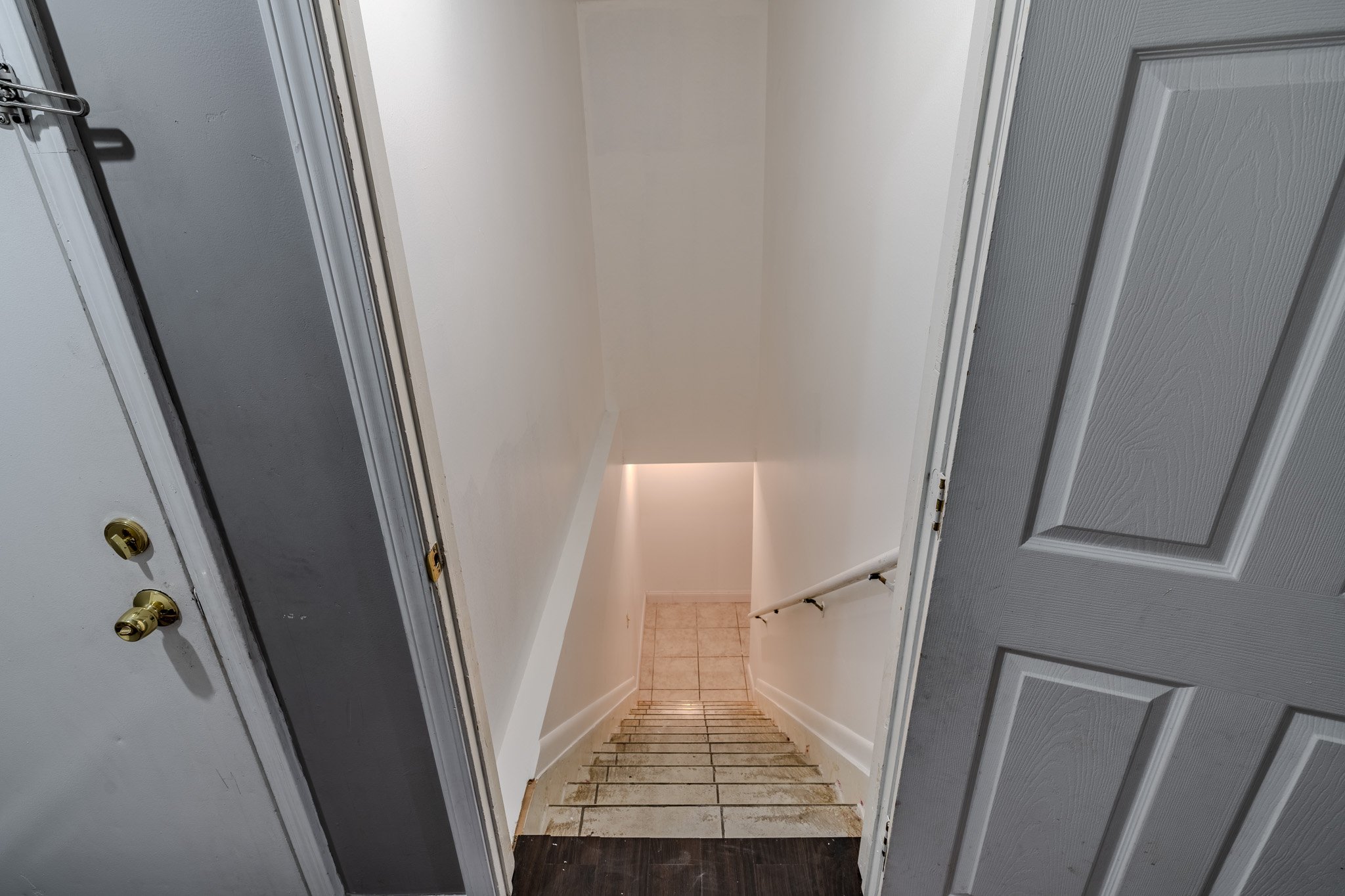 hallway9.jpg