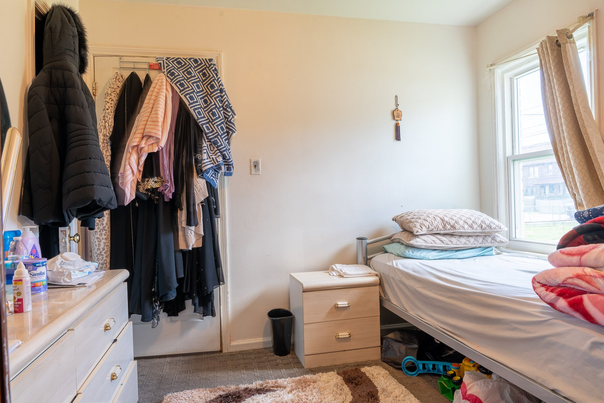 room01.jpg