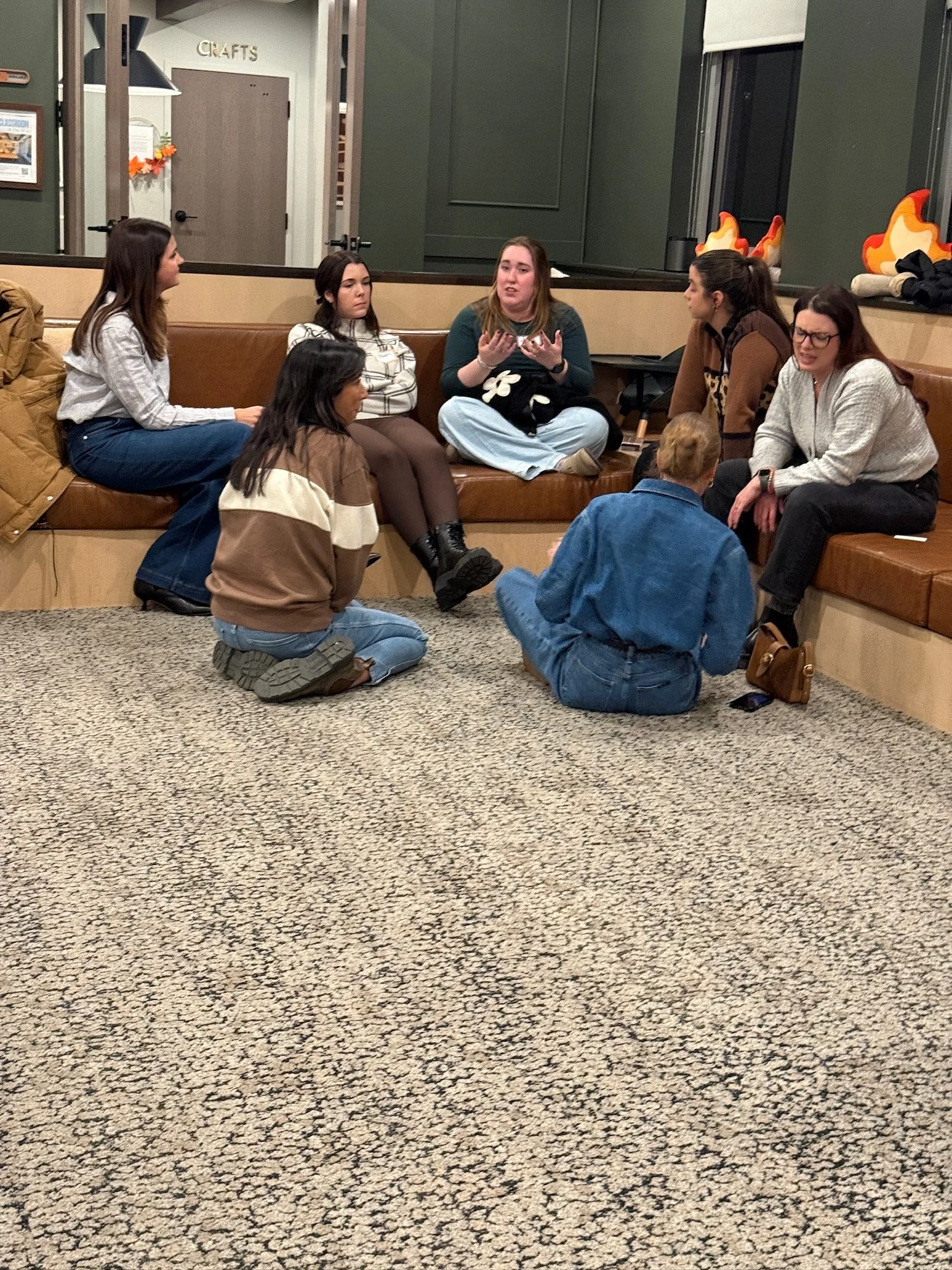 Women learning about hormone health and menstrual cycle education in an online membership community