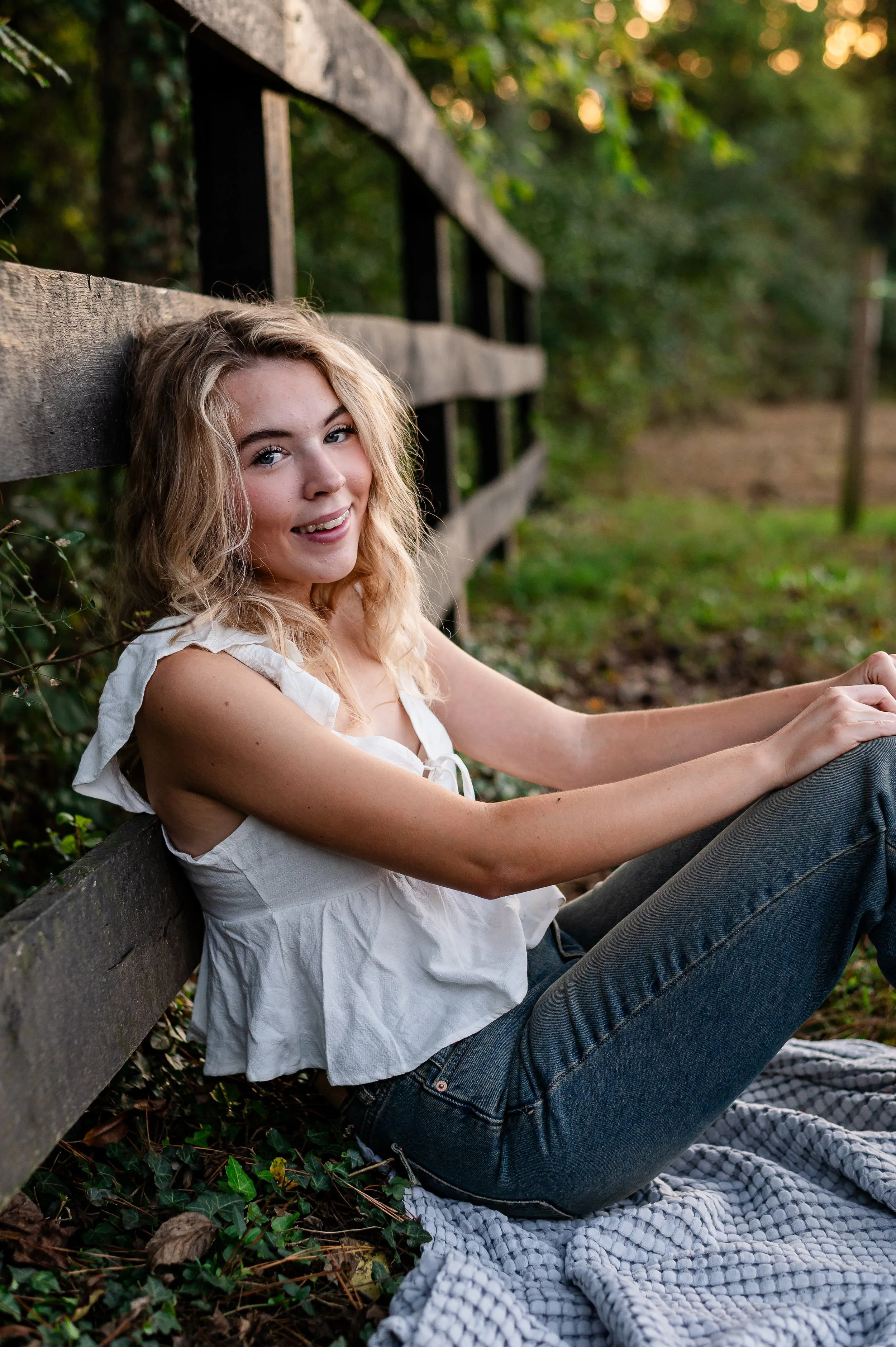 erin-e-gallagher-photography-foxhaven-charlottesville-fall-sunset-senior-girl-5.jpg