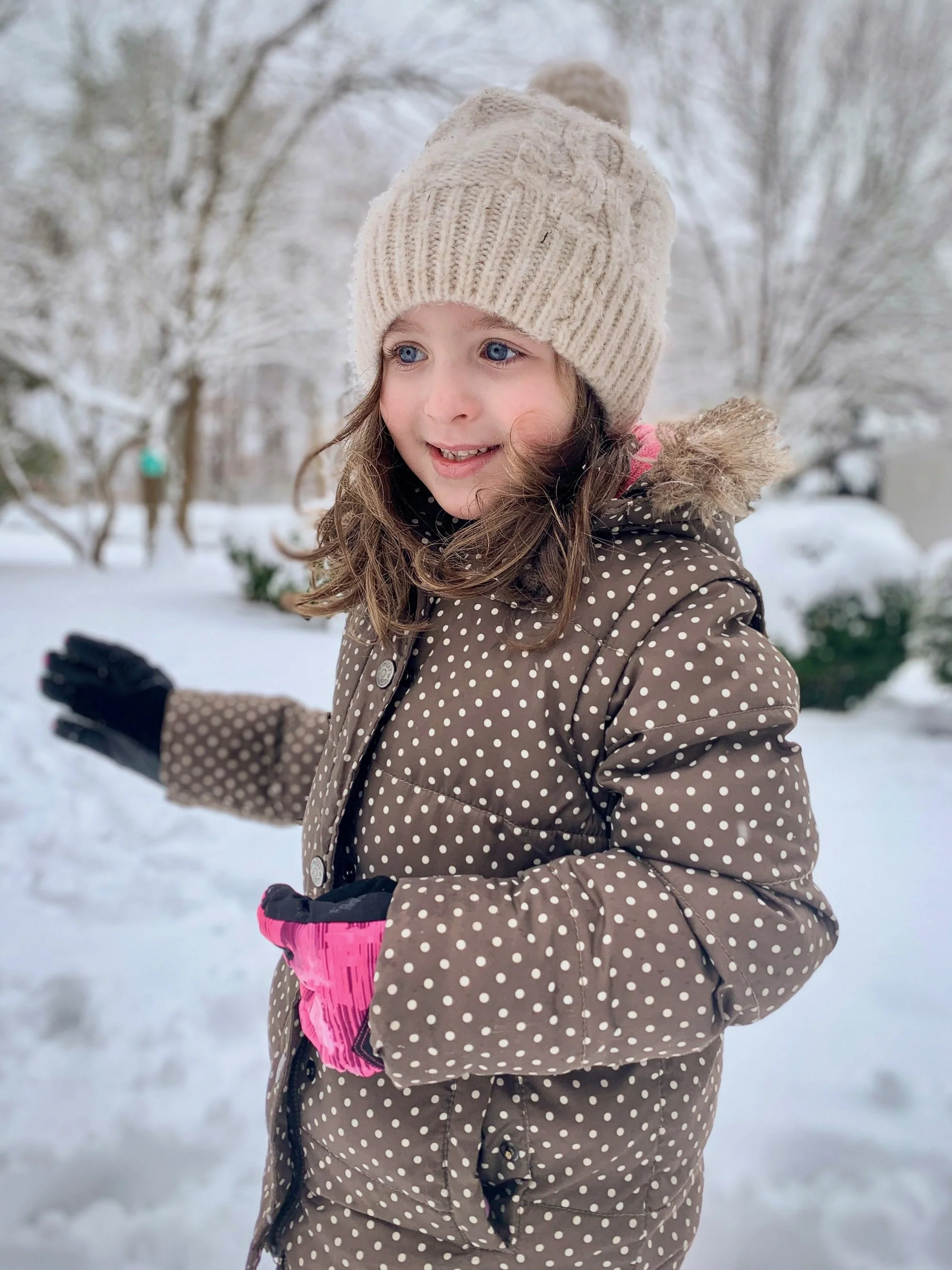 erin-e-gallagher-photography-family-winter-snow-preschooler-richmond.jpg