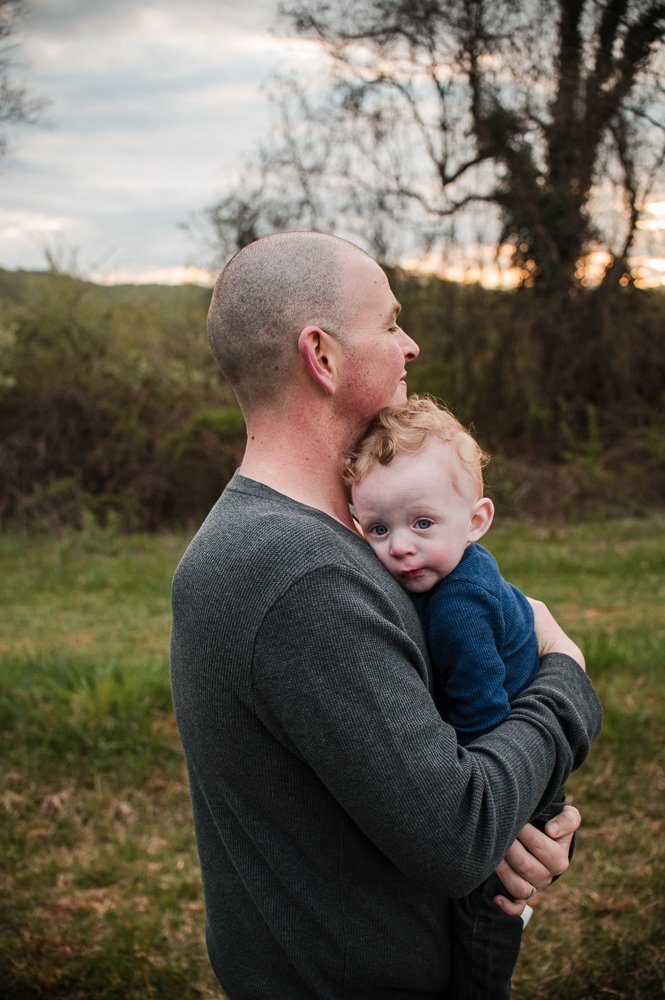 erin-e-gallagher-photography-family-richmond-sunset-spring-father-baby.jpg