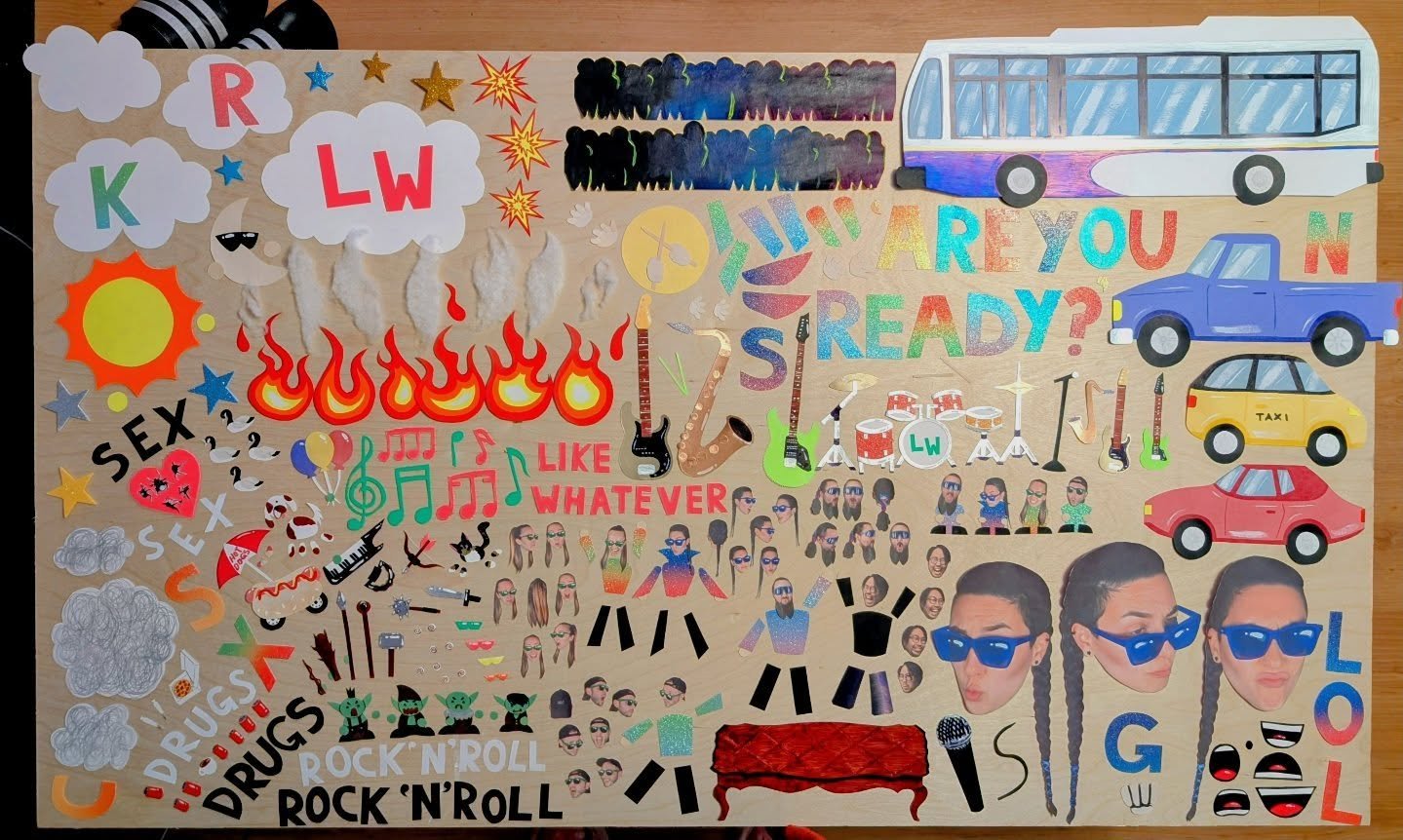 A only pic of all the individual assets for our video Sex Drugs Rock 'N' Roll all lined up together 💀✂️

There are over 300 pieces in this photo. 

The specific-to-the-region bus is my favourite piece, what's yours? 🚍