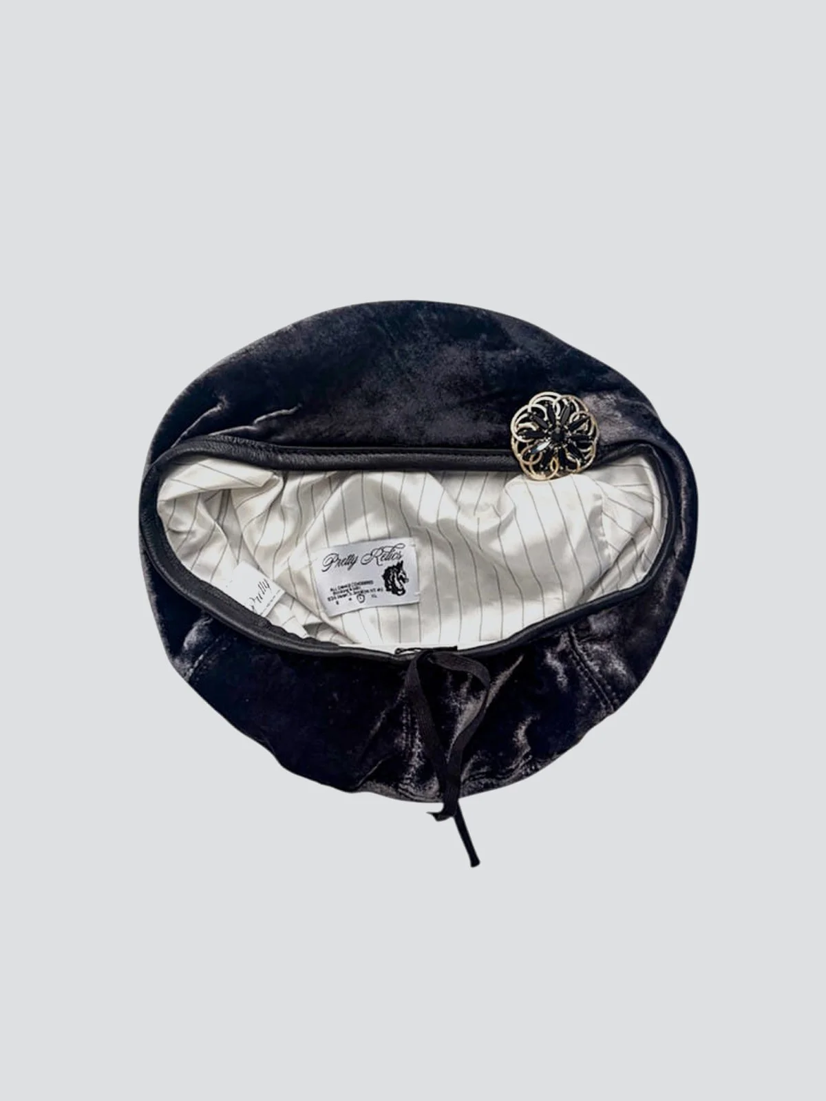 PRETTY-RELICS-AW26-BERET-NAVY-3.jpg