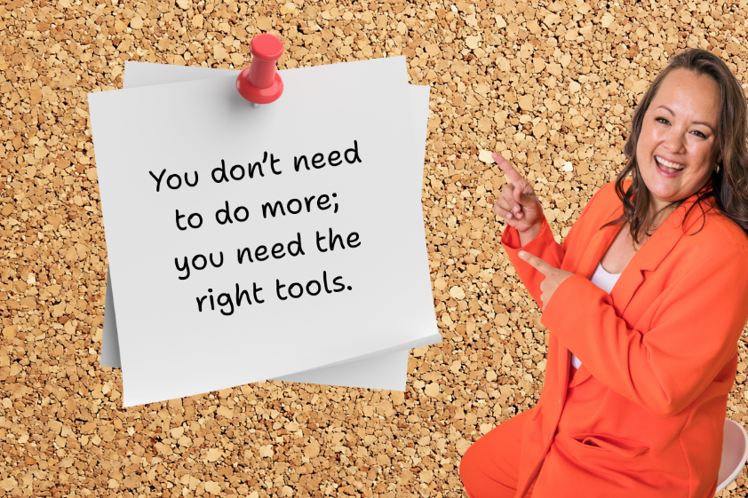 Kelley Stevens pointing at a post-it board - The Private Practice Pro