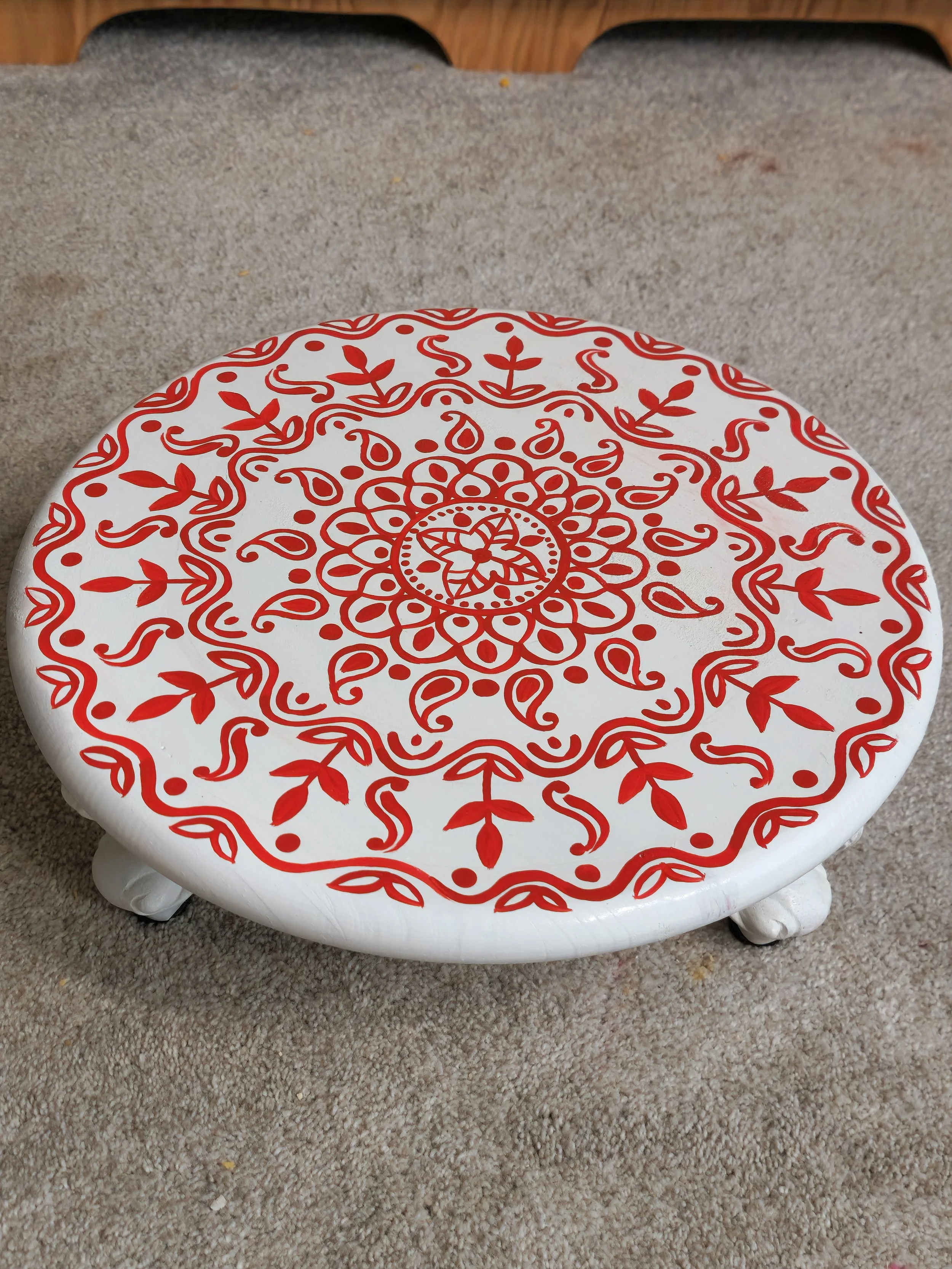 Handpainted Mandala Serenity Stool for Pooja Room3