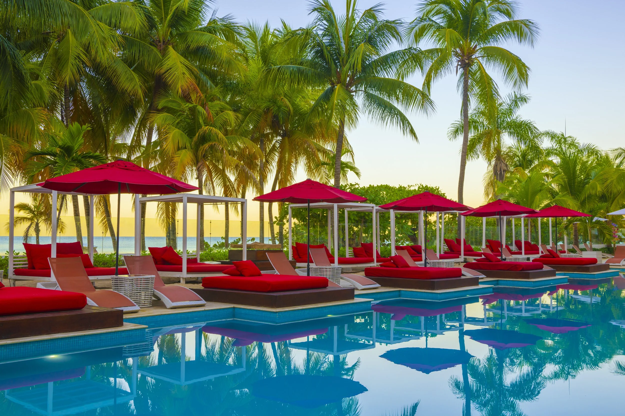 S Hotel Main Pool Close Up.jpg
