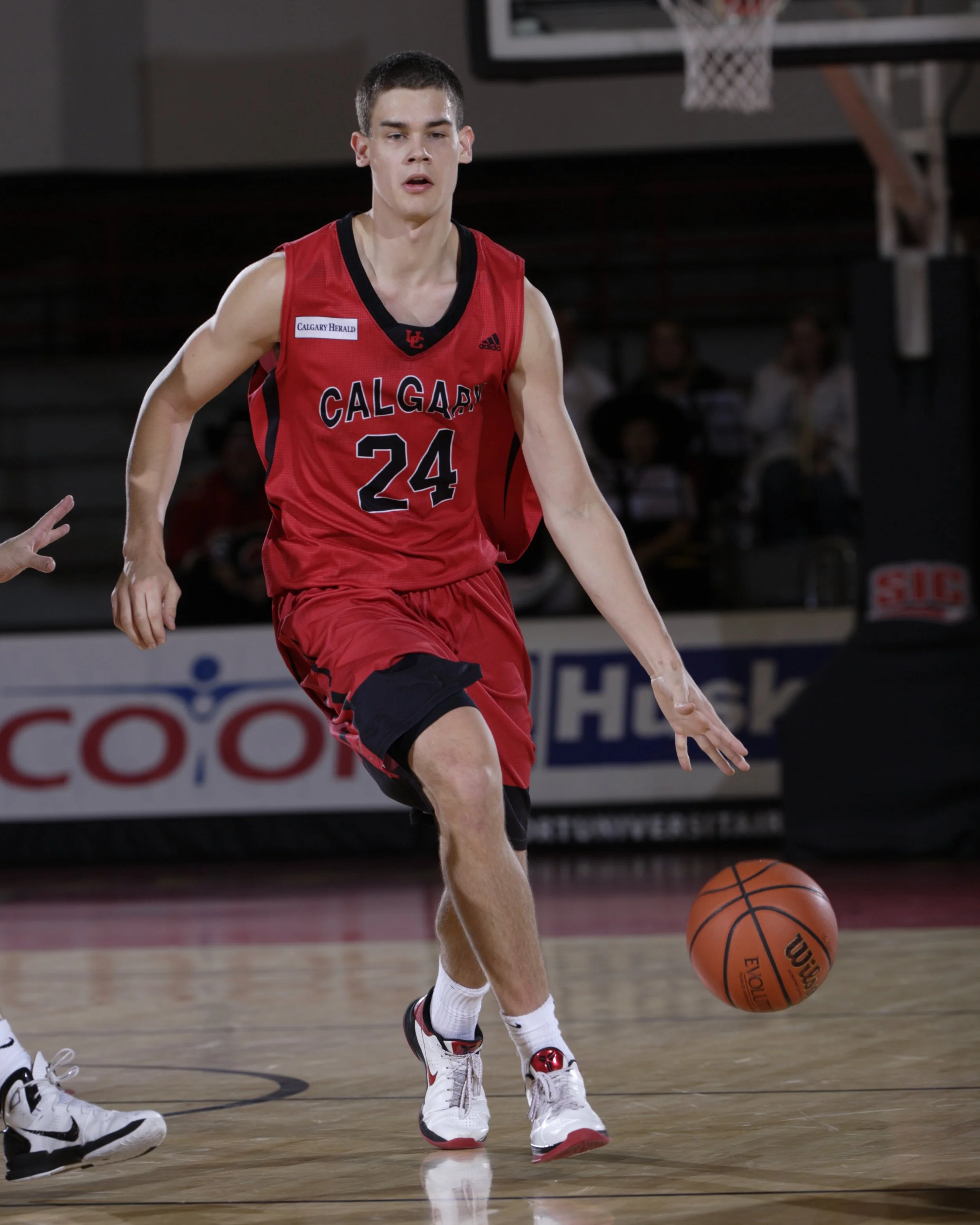 vs U of L 10-30-10 0079 by D.Moll.jpg