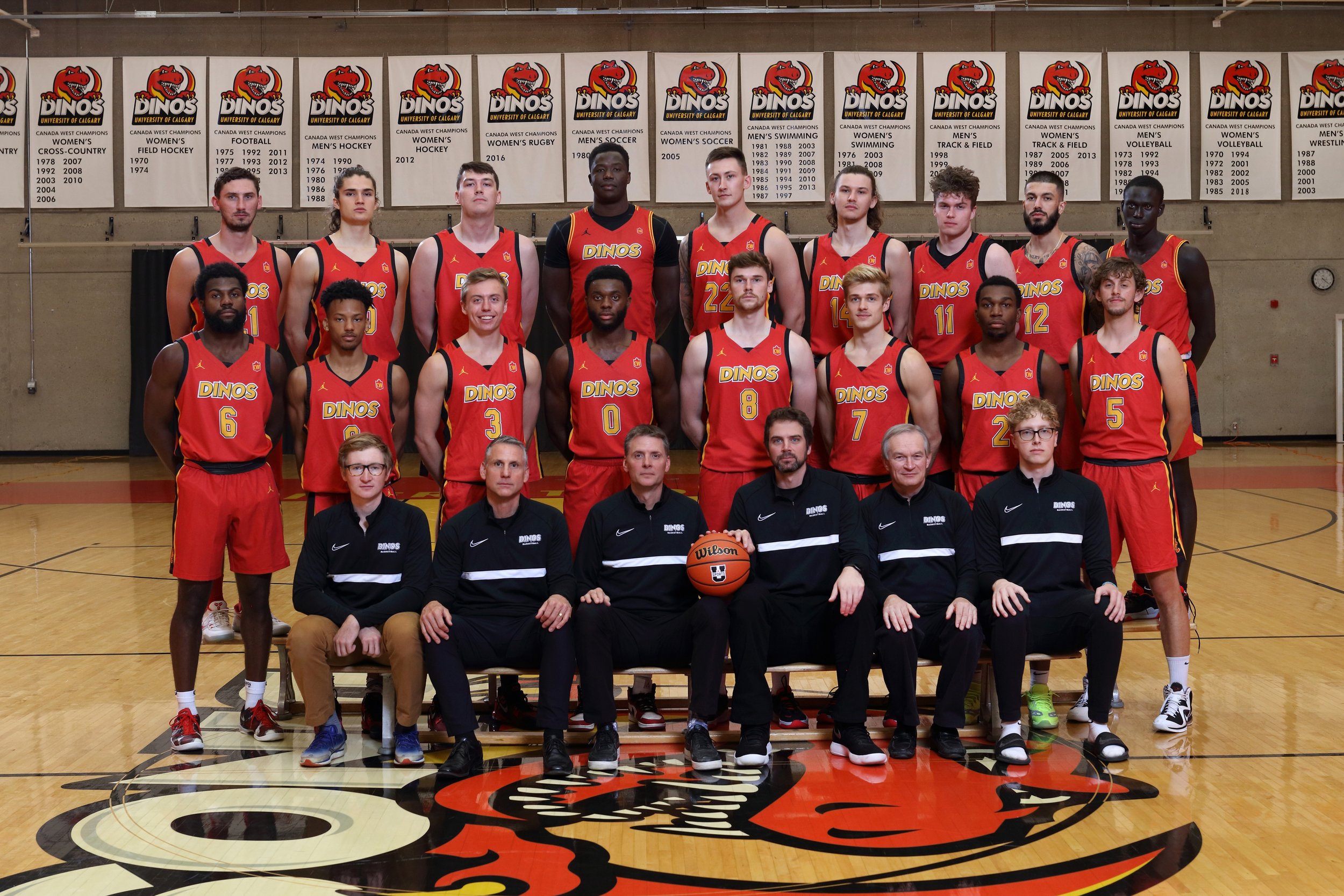 2021-22MBBALL team photo_0001_DM.jpg