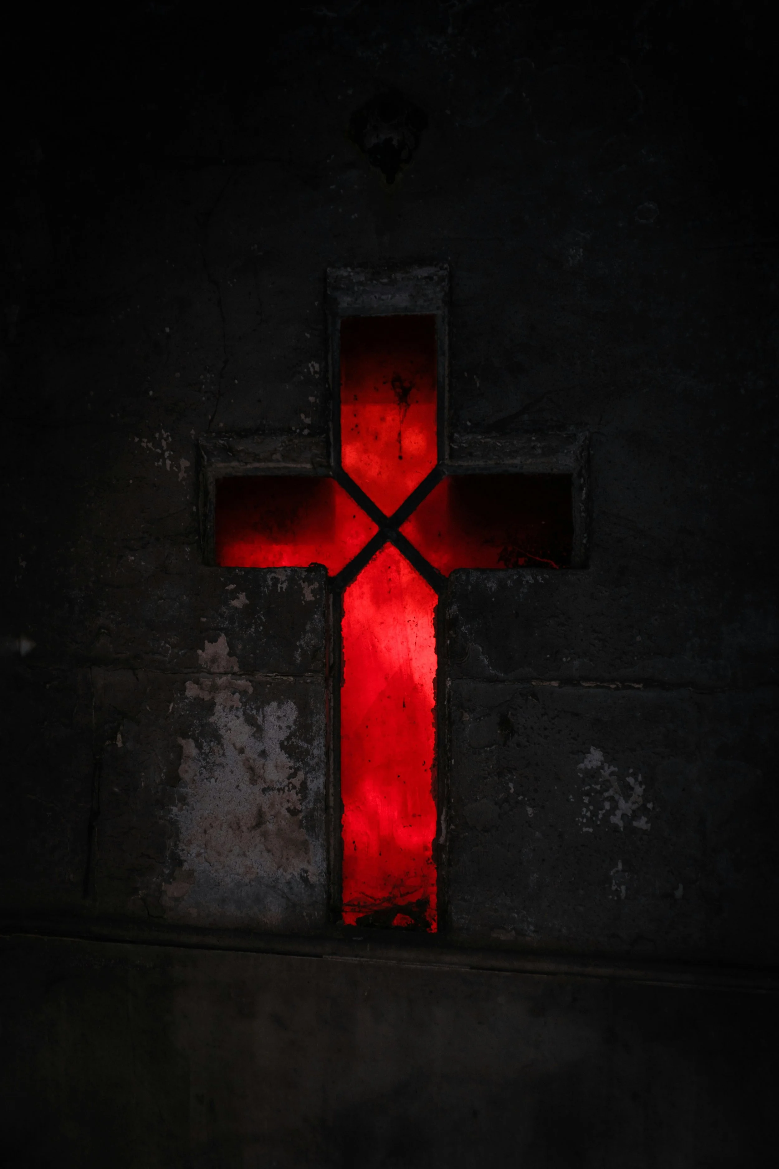 Red: Jesus and the Cross