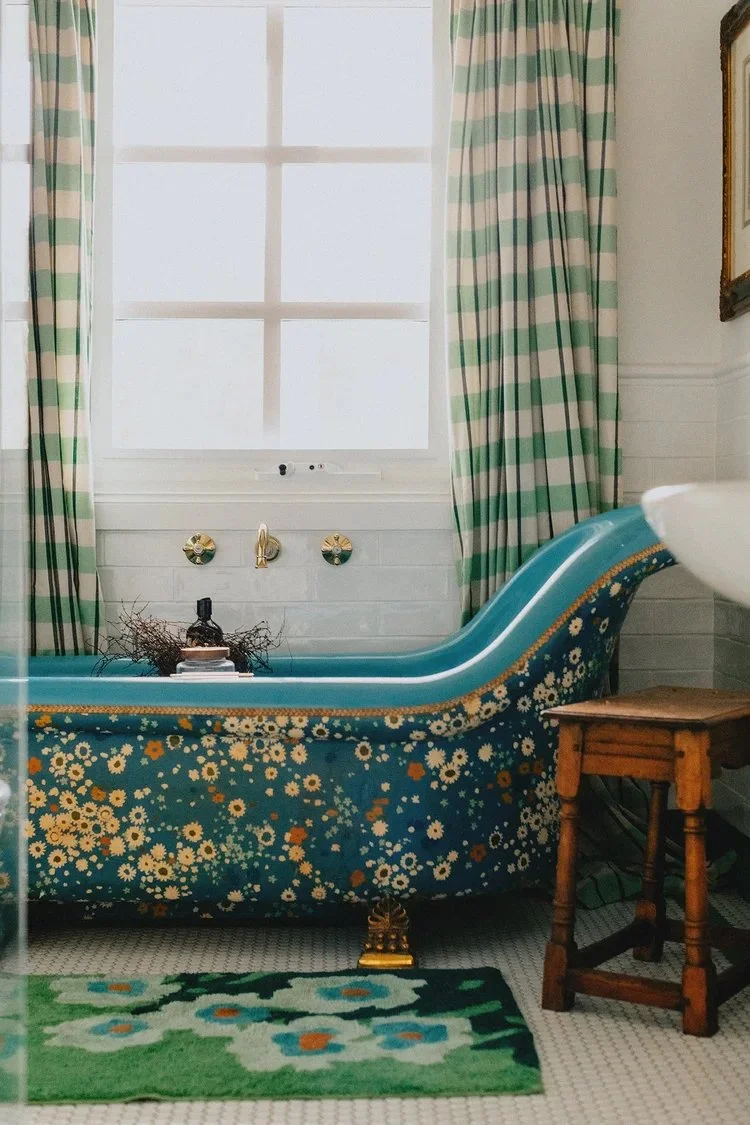 The Notebook Haus, Omeo