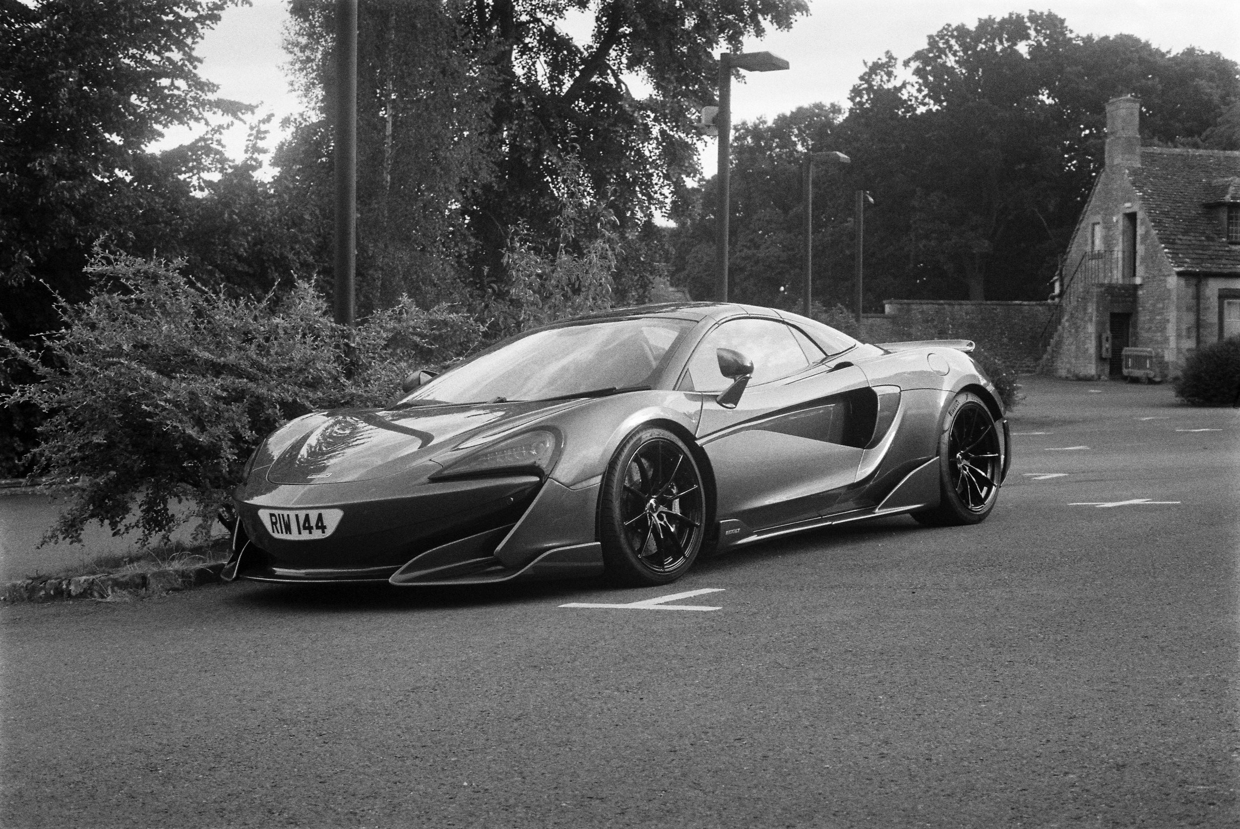 Kowa SE - Ilford HP5