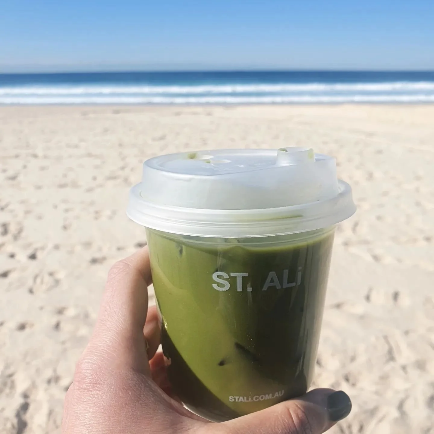 MATCHA ~ PLANT MEDICINE 🌿

Why not try switch out your coffee for a matcha, for some added health benefits. I especially recommend this to anyone experiencing anxiety that still loves their caffeinated beverage. Here's why!

Matcha comes from the pl