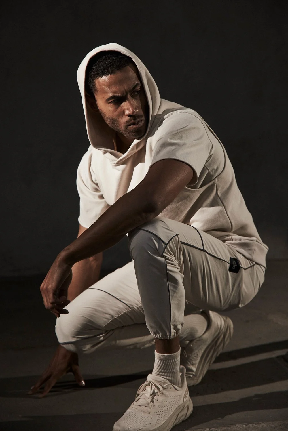 SaraKim_AloYoga_MensSummerFitness2023_12.jfif