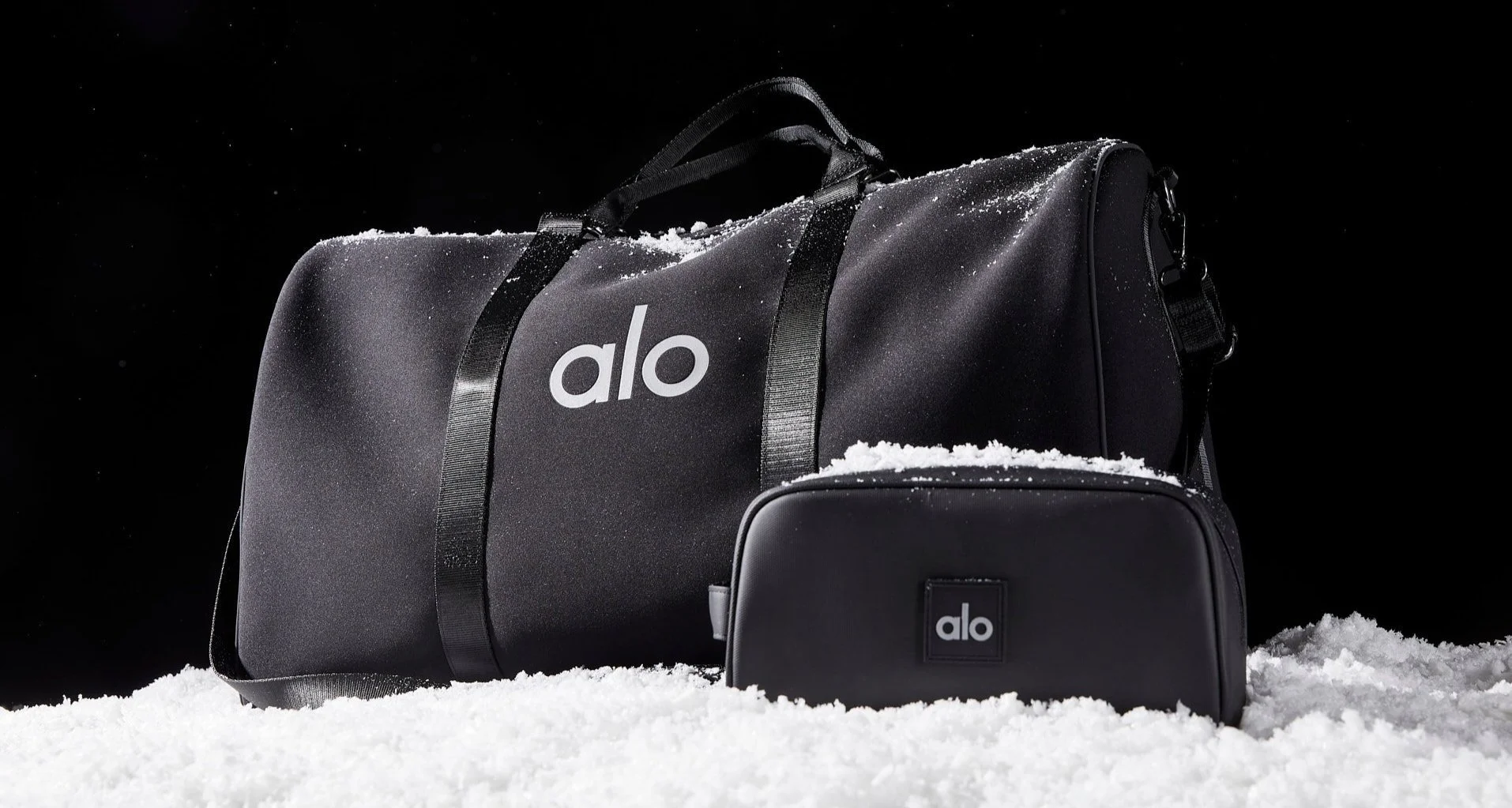 SaraKim_AloYoga_GiftingHoliday_15.jfif