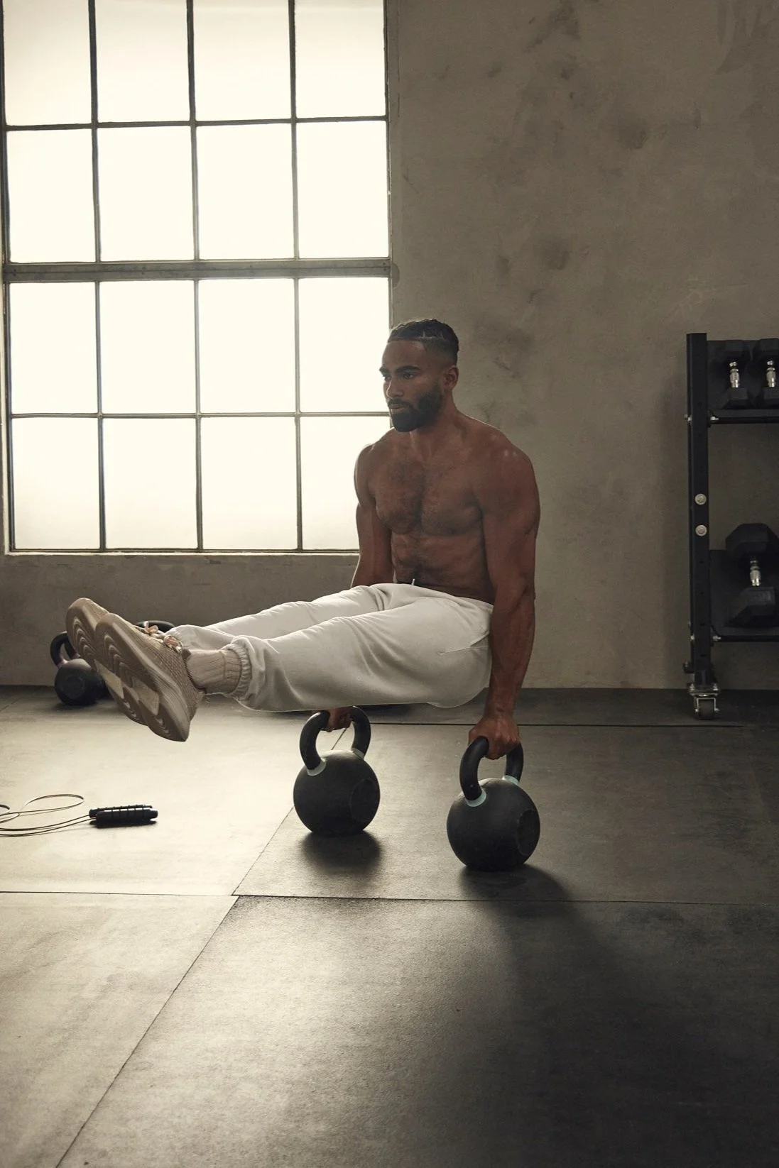 SaraKim_AloYoga_MensFallCampaign2023_09.jfif