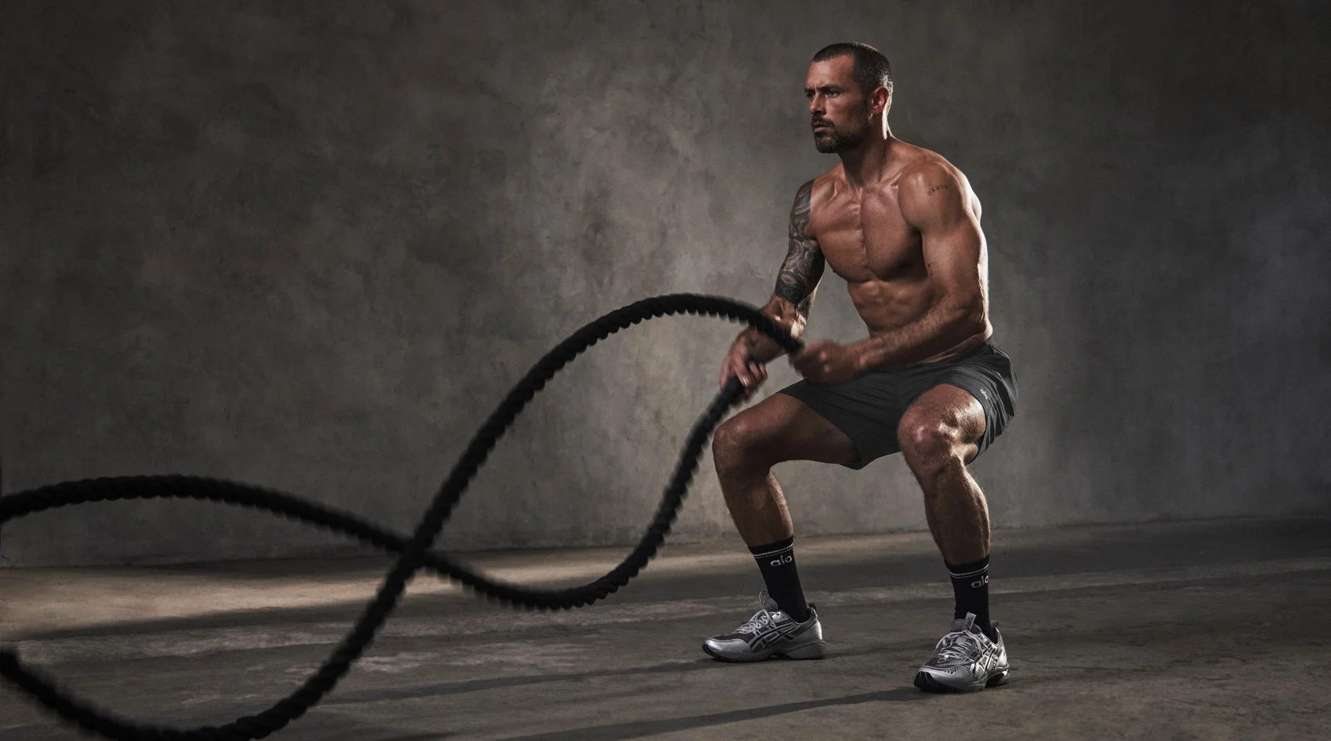 SaraKim_AloYoga_MensSummerFitness2023_9.jfif