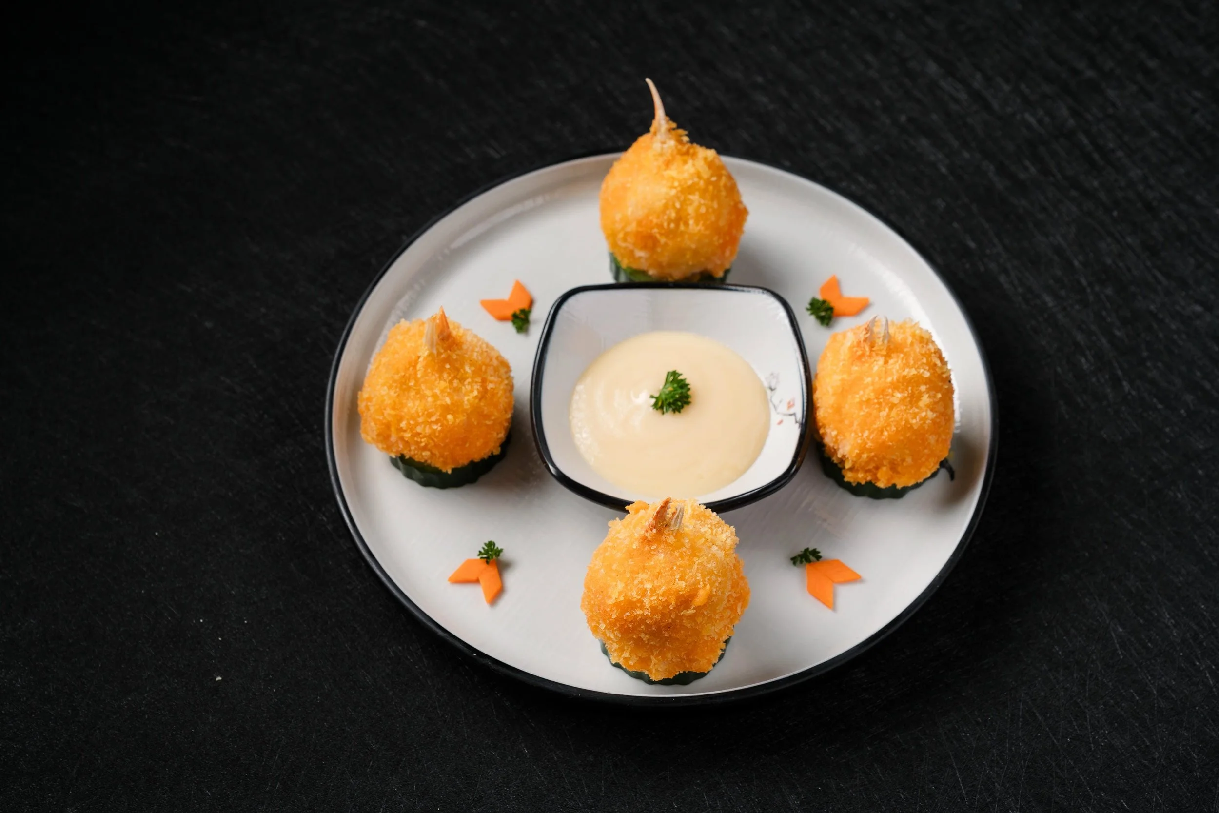 Crumbed Crab Claws With Mayo $22