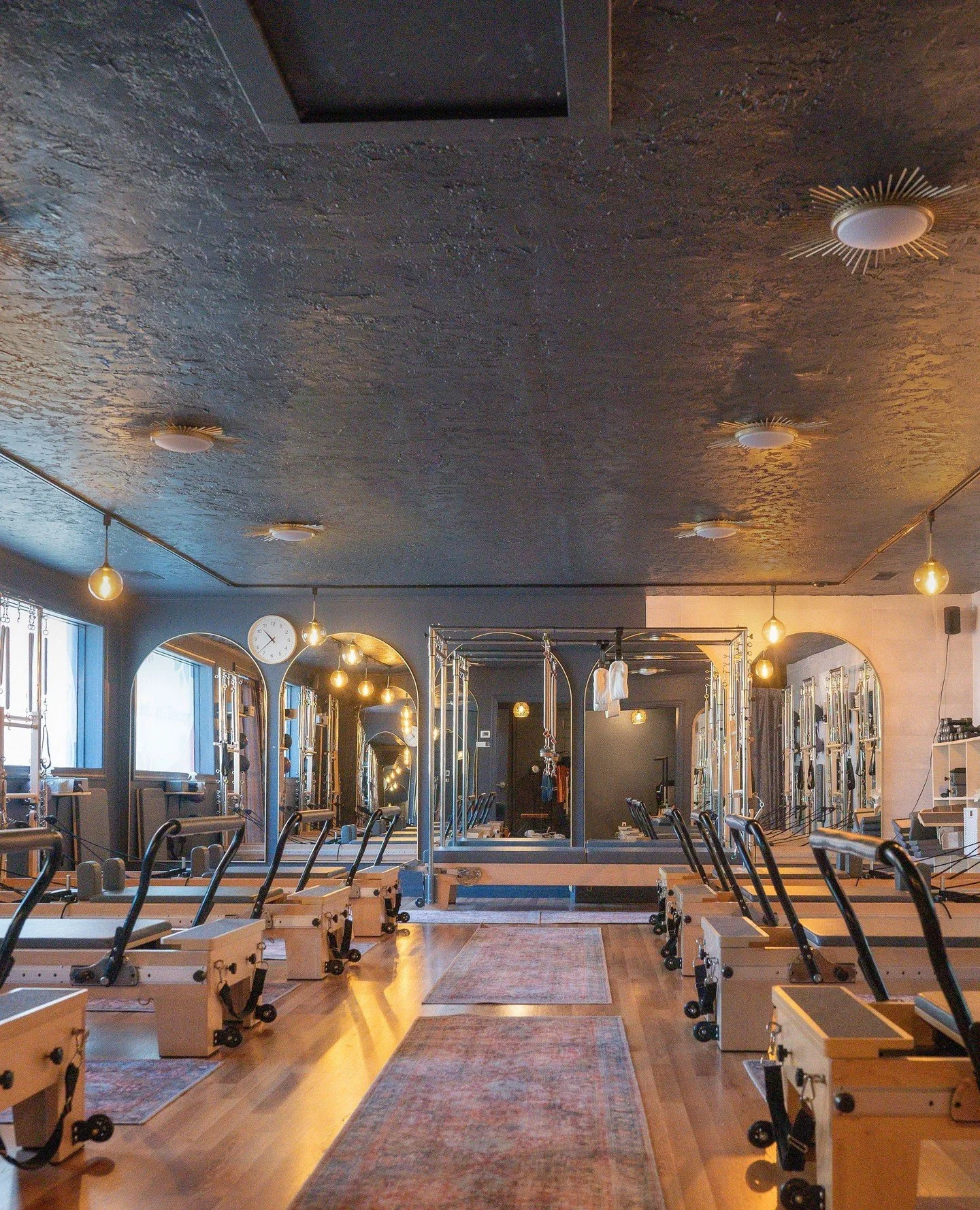 Your future self will thank you for booking that class. ✨⁠
⁠
⁠
#PilatesReformer #EmbodyMindWellness #EasthamptonMA