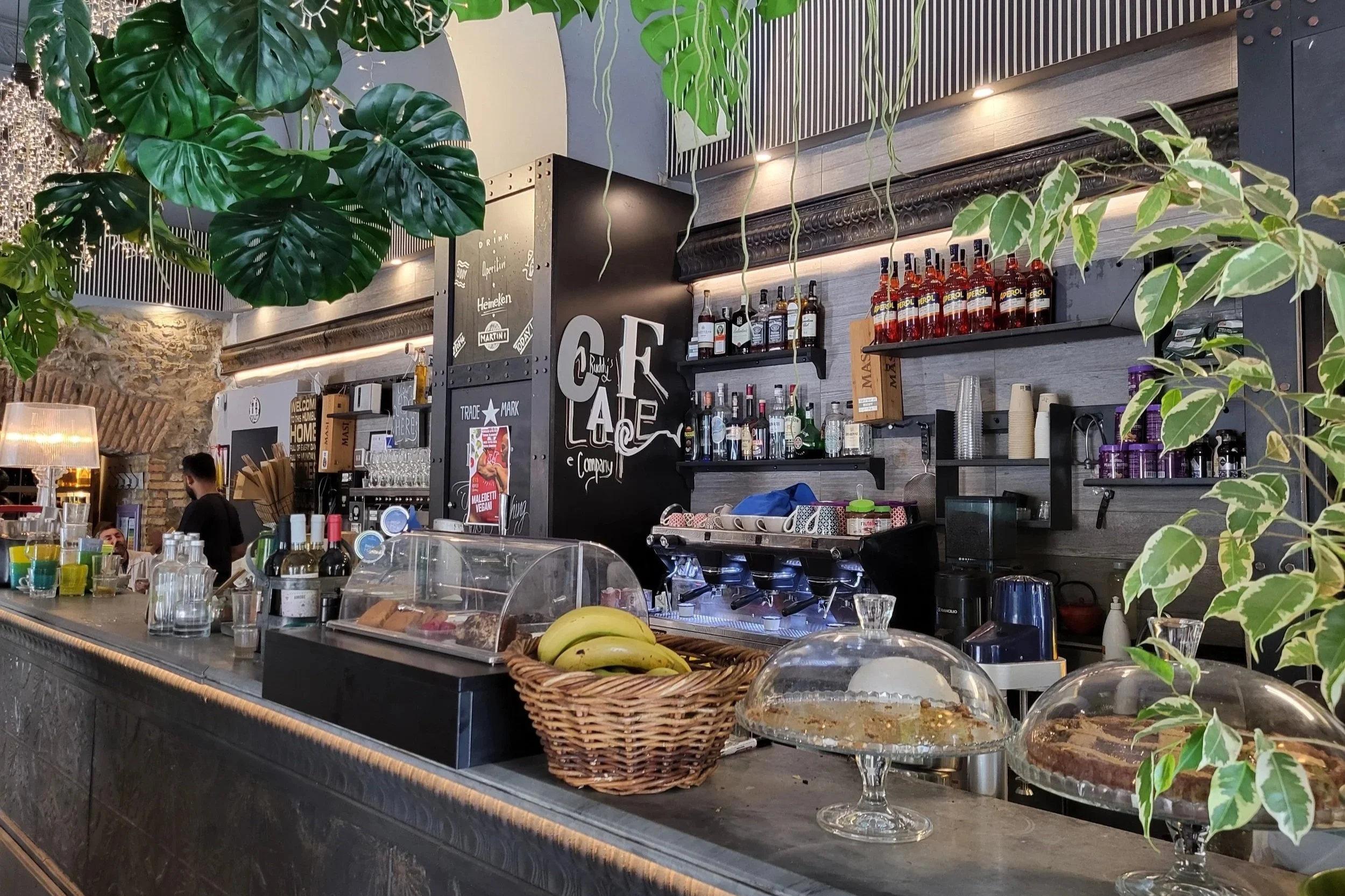 Picture of the bar at Buddy Veggy restaurant