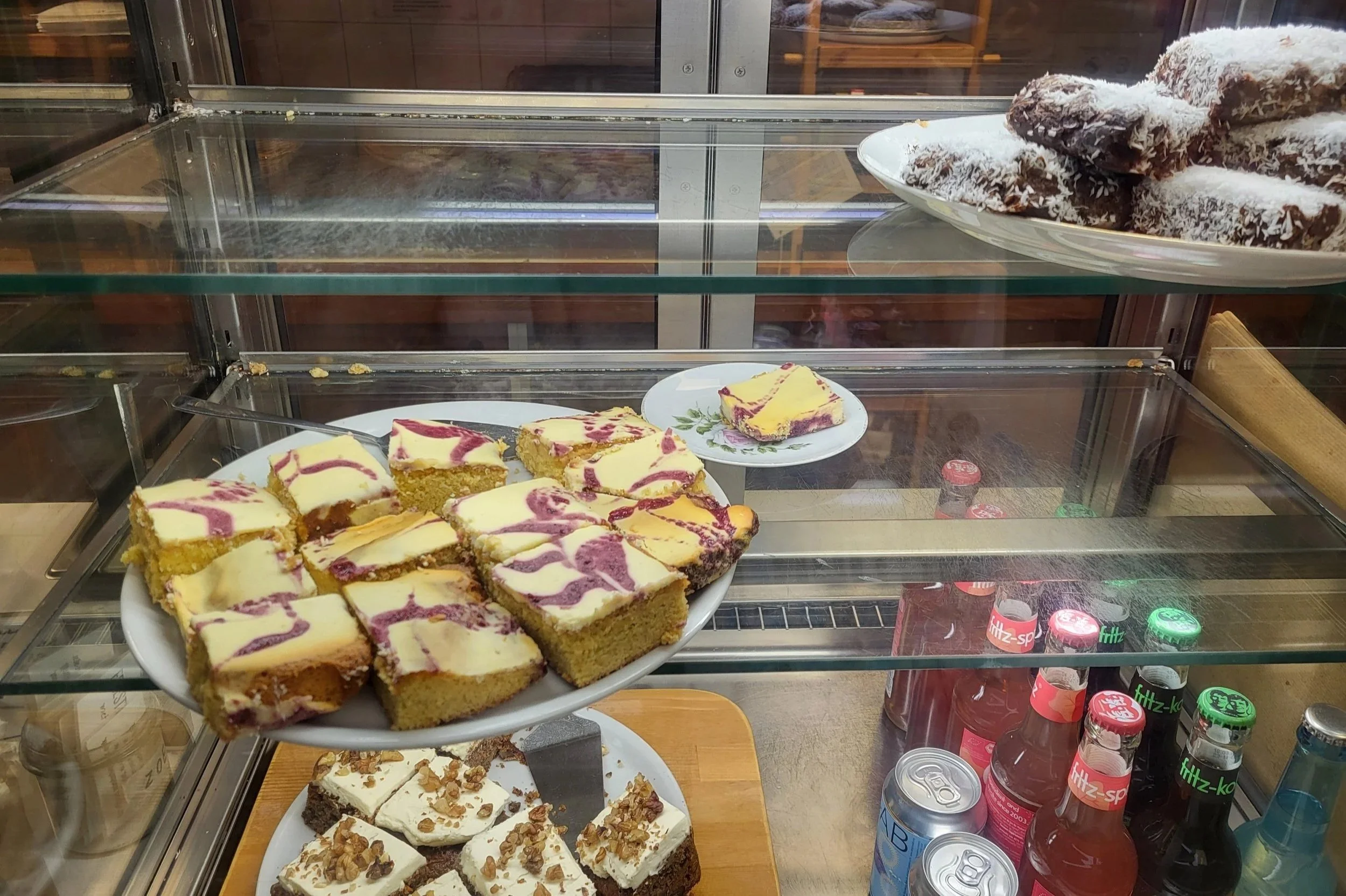 Vegan Blondie at KEEK bakery Utrecht