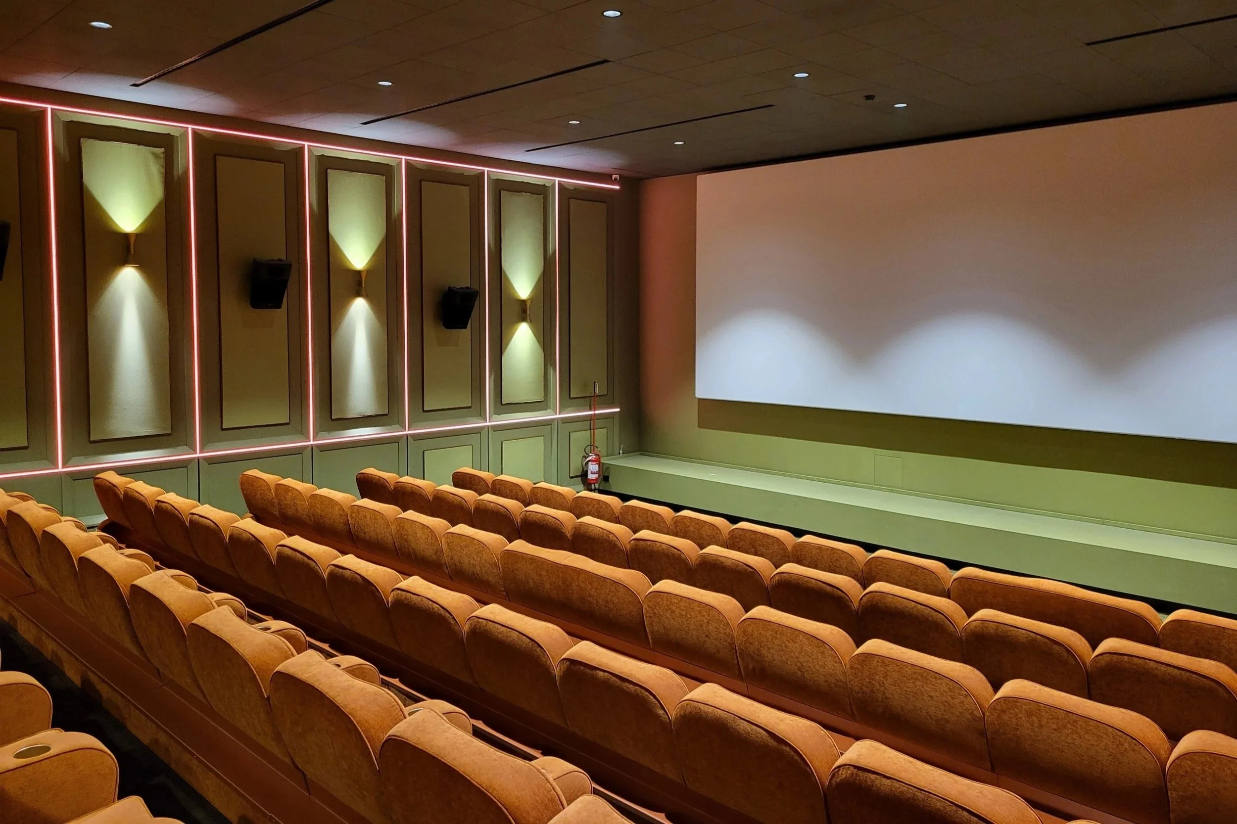 Cinema Rome Best Cinemas in Rome for English Movies: Cinema Barberini, Troisi and ...