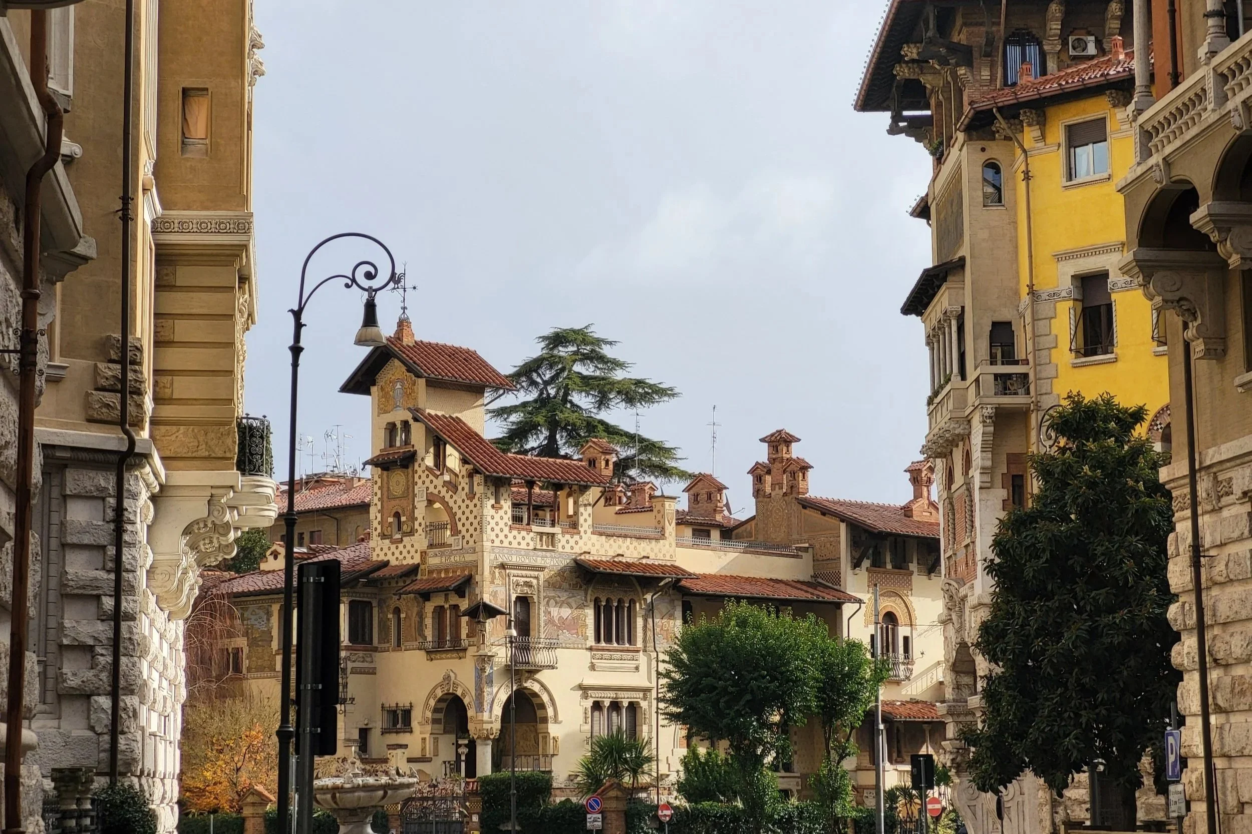 Quartiere Coppedè in Trieste Rome