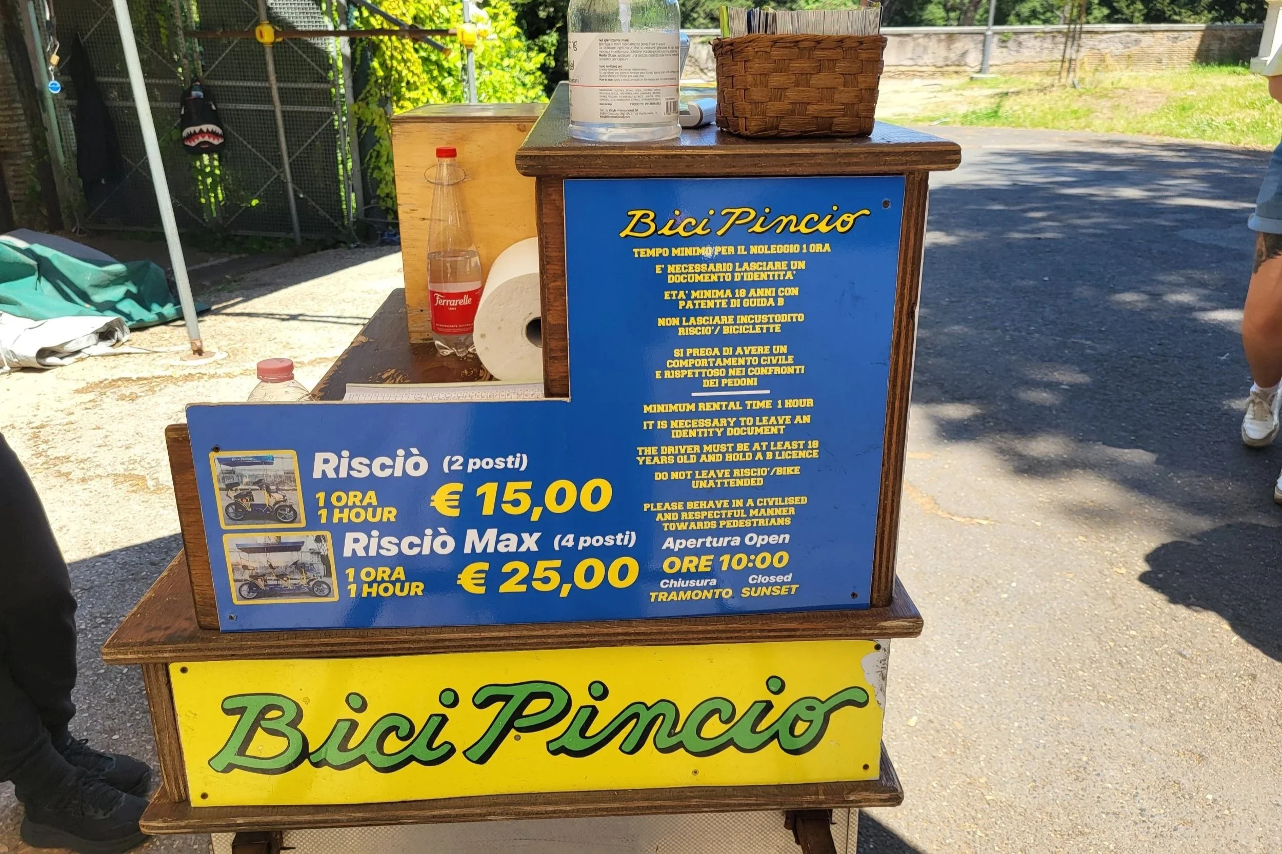Prices of cart rental in Villa Borghese Rome