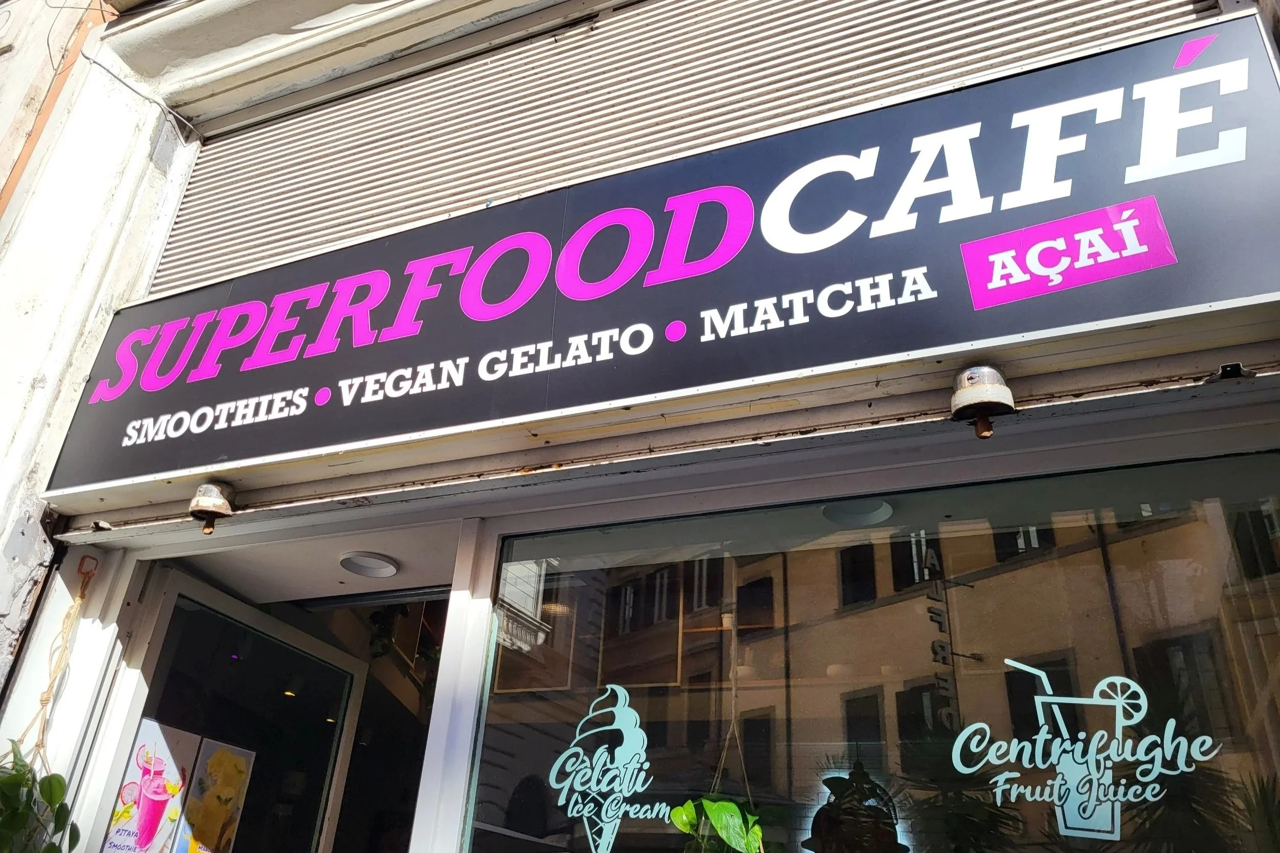 Entrance Yummy Superfood Café
