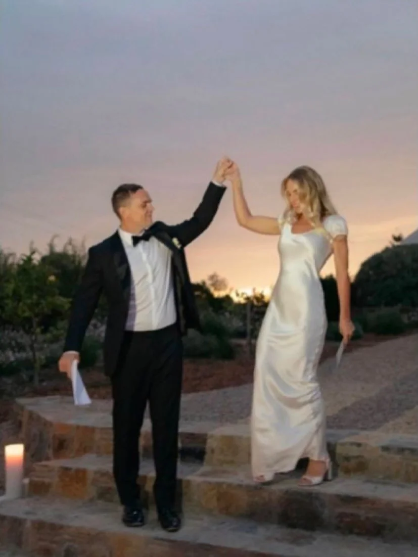 ~ LE VITI ESTATES ~ 
Golden hour in the hinterland&hellip; where love, laughter and long-table celebrations come together.
Our space is designed for small, intimate soir&eacute;es and meaningful moments shared with the people who matter most.
.
.
For