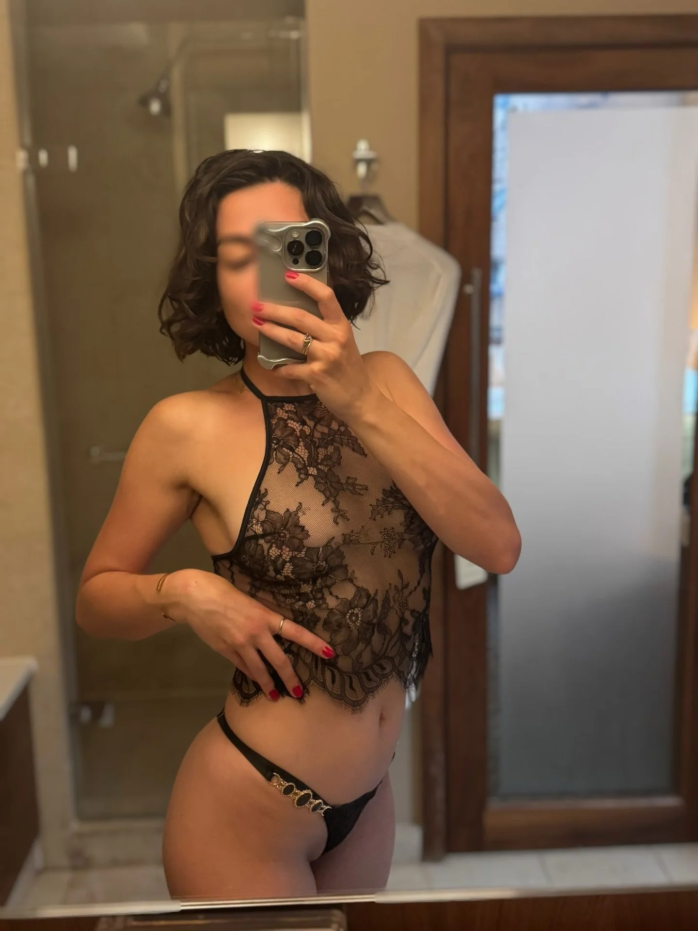 Fine lace? Fine bone