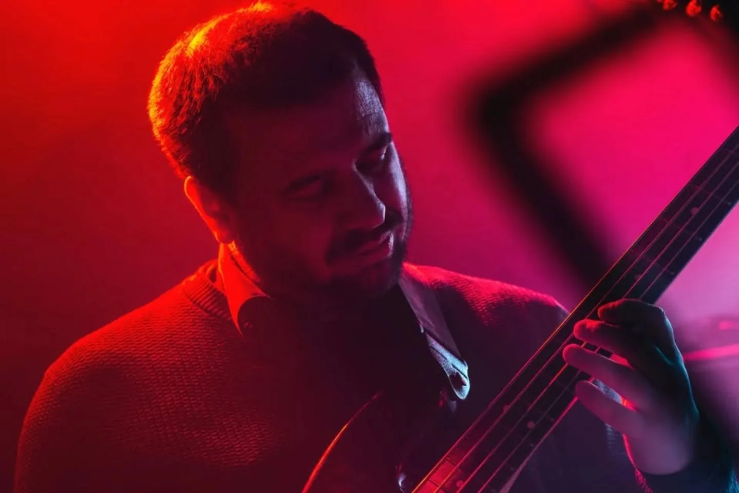 Tonight!

Straight-ahead Saturdays!

The Lewis Benzies Quartet

18:00 Doors
20:00 Set, jam after.
Resident DJ til late

&quot;As part of the &quot;Paradox&quot; tour, The Lewis Benzies Quartet will be playing a set of standards and originals.
The alb