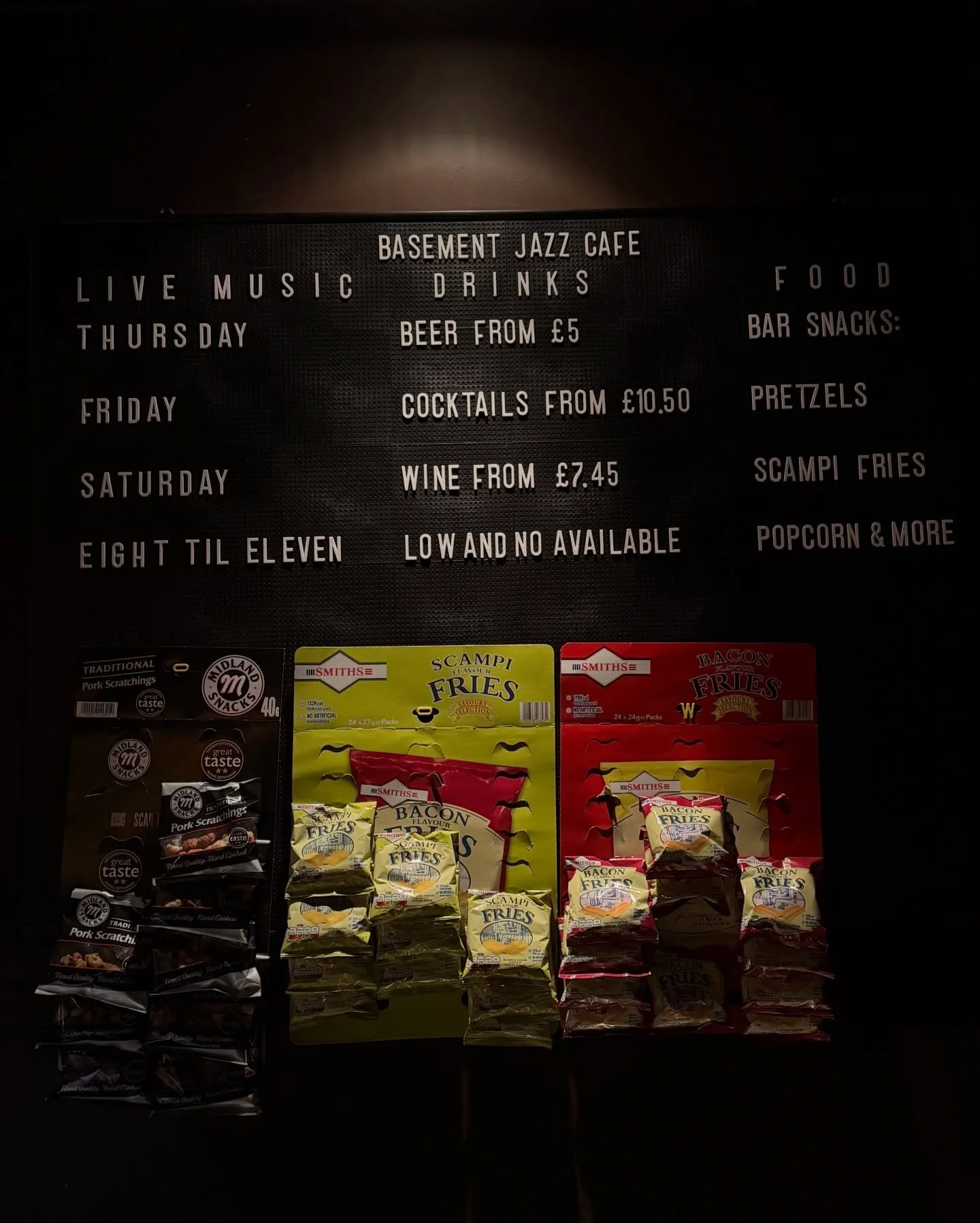 Our bar snack menu has been out for a few weeks and it&rsquo;s fair to say they&rsquo;ve been flying off the board and the jalape&ntilde;o pretzel bites are already a staff favourite (not pictured since the staff have hid them for themselves)🥨

Come