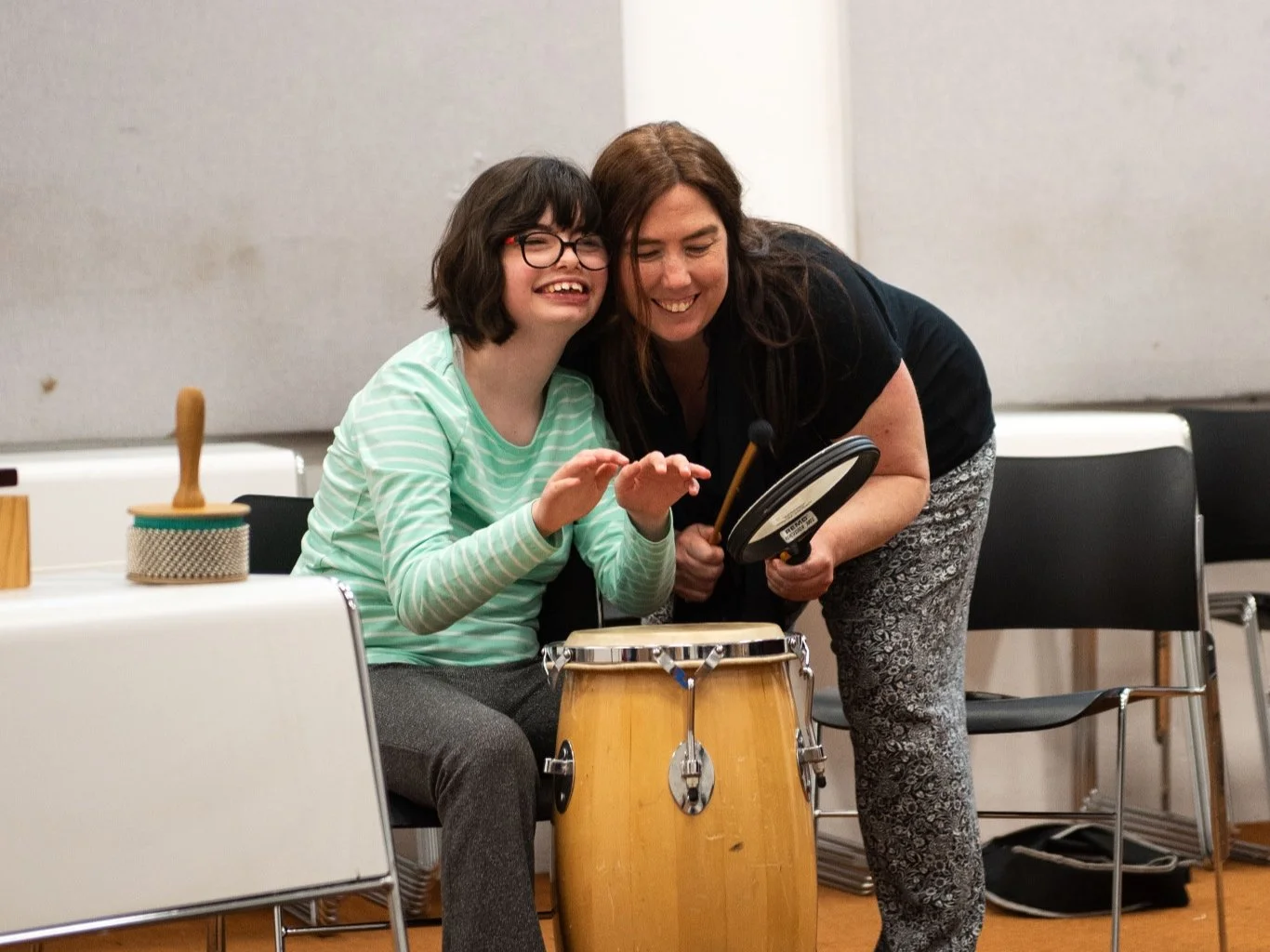 Discover music in a way that works for everybody 🎵🌟

Music Treehouse offers children aged 2-25 with SEN/D the opportunity to develop their creative music-making, expression, communication, and social skills, working with a team of experienced music