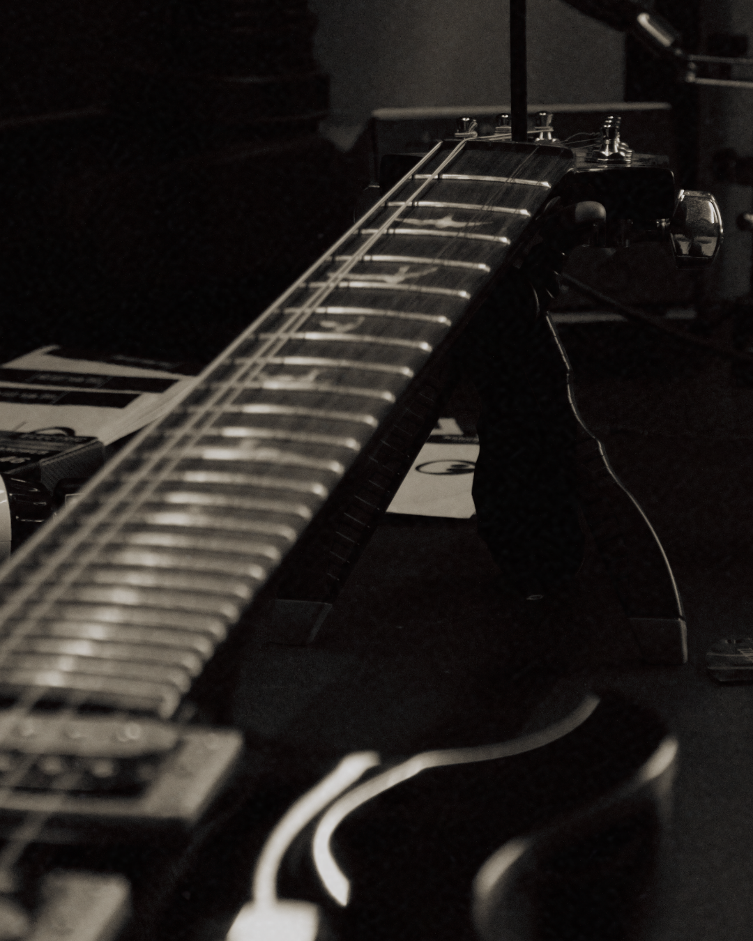 Justering af strengehøjde