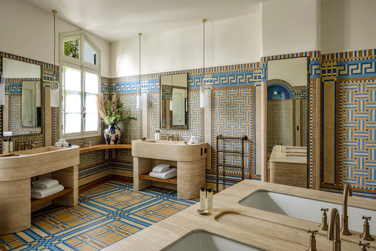 luxury home for rent in Paris Montmartre