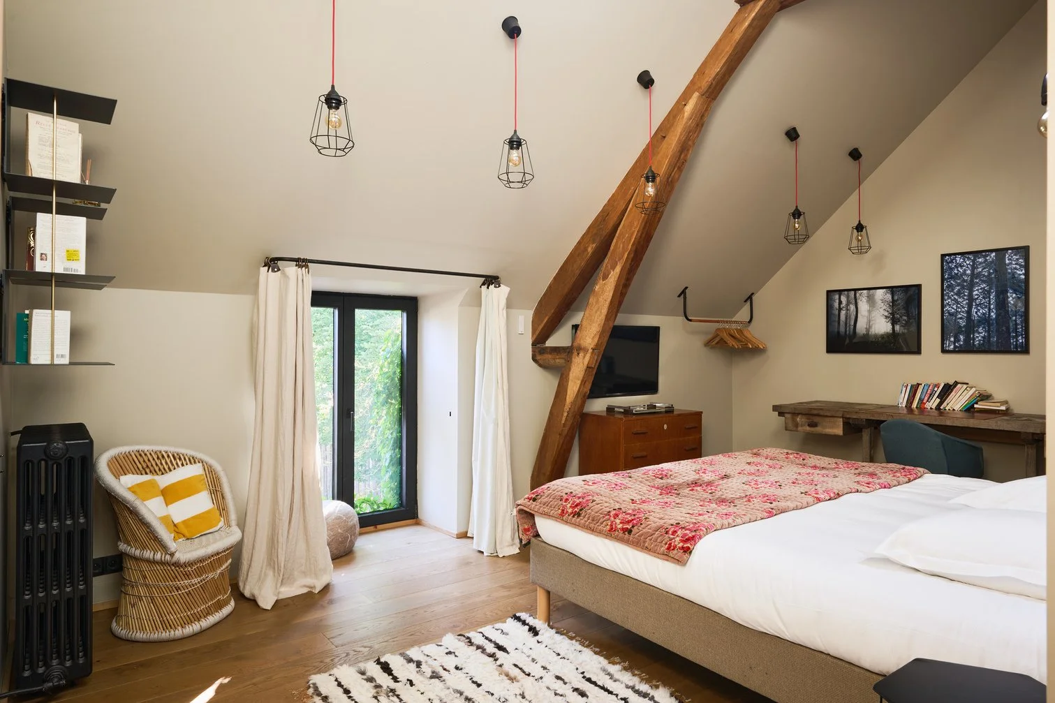Luxury villa in Loire near Paris