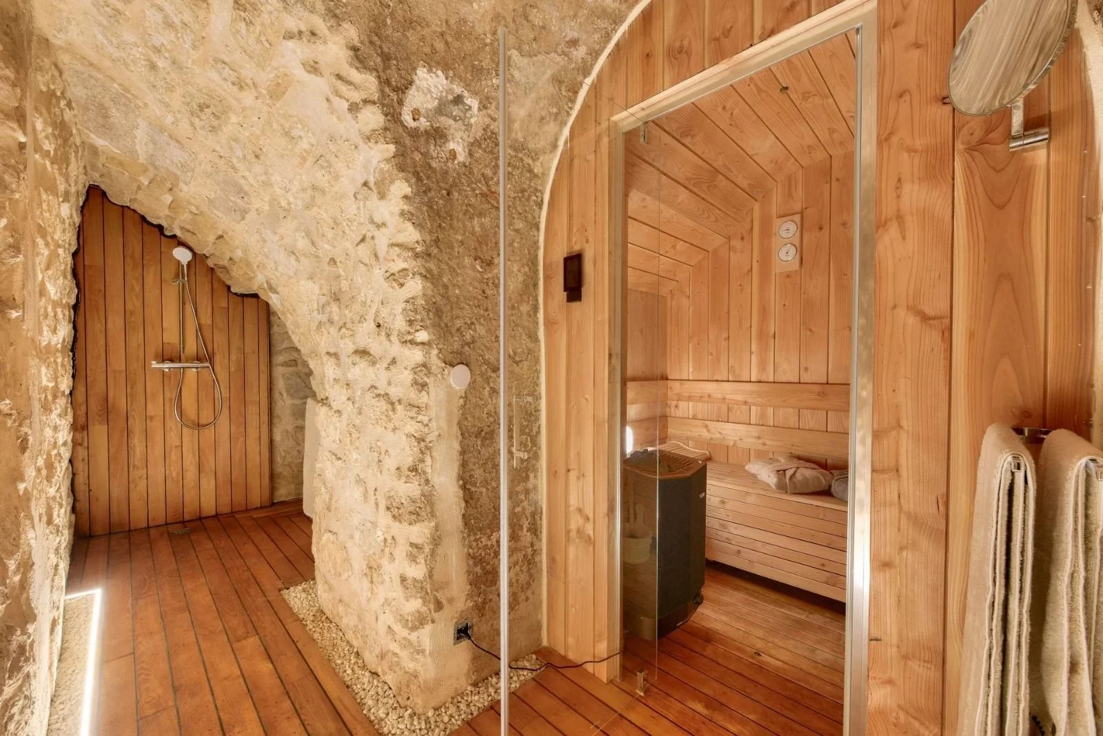 home paris saint-sulpice welness area