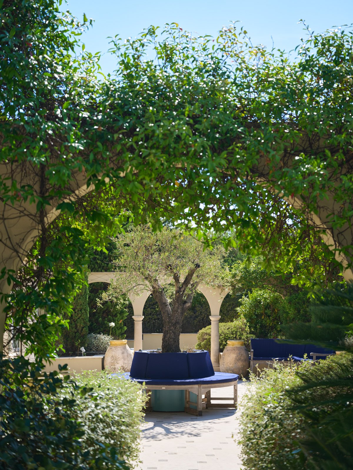 luxury villa in South of France in Sainte-Maxime garden