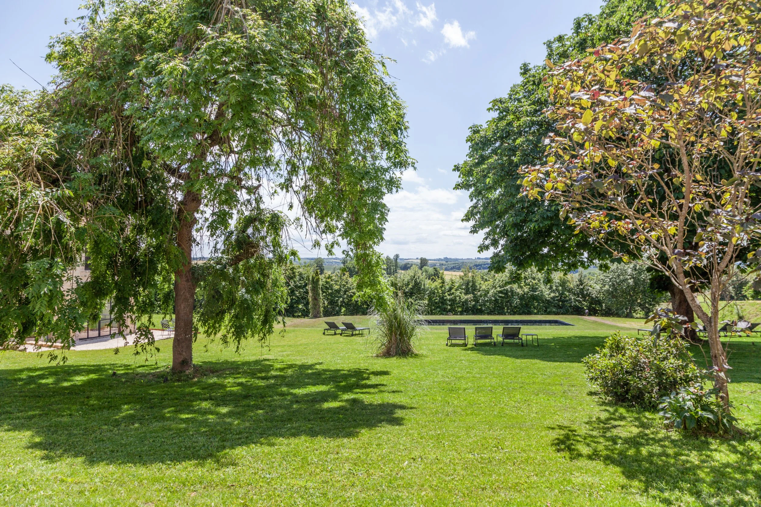 corporate retreat mortagne au perche garden