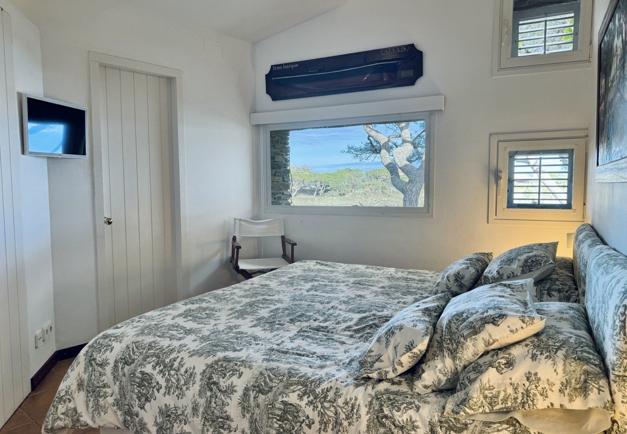 Villa Oliveres bedroom