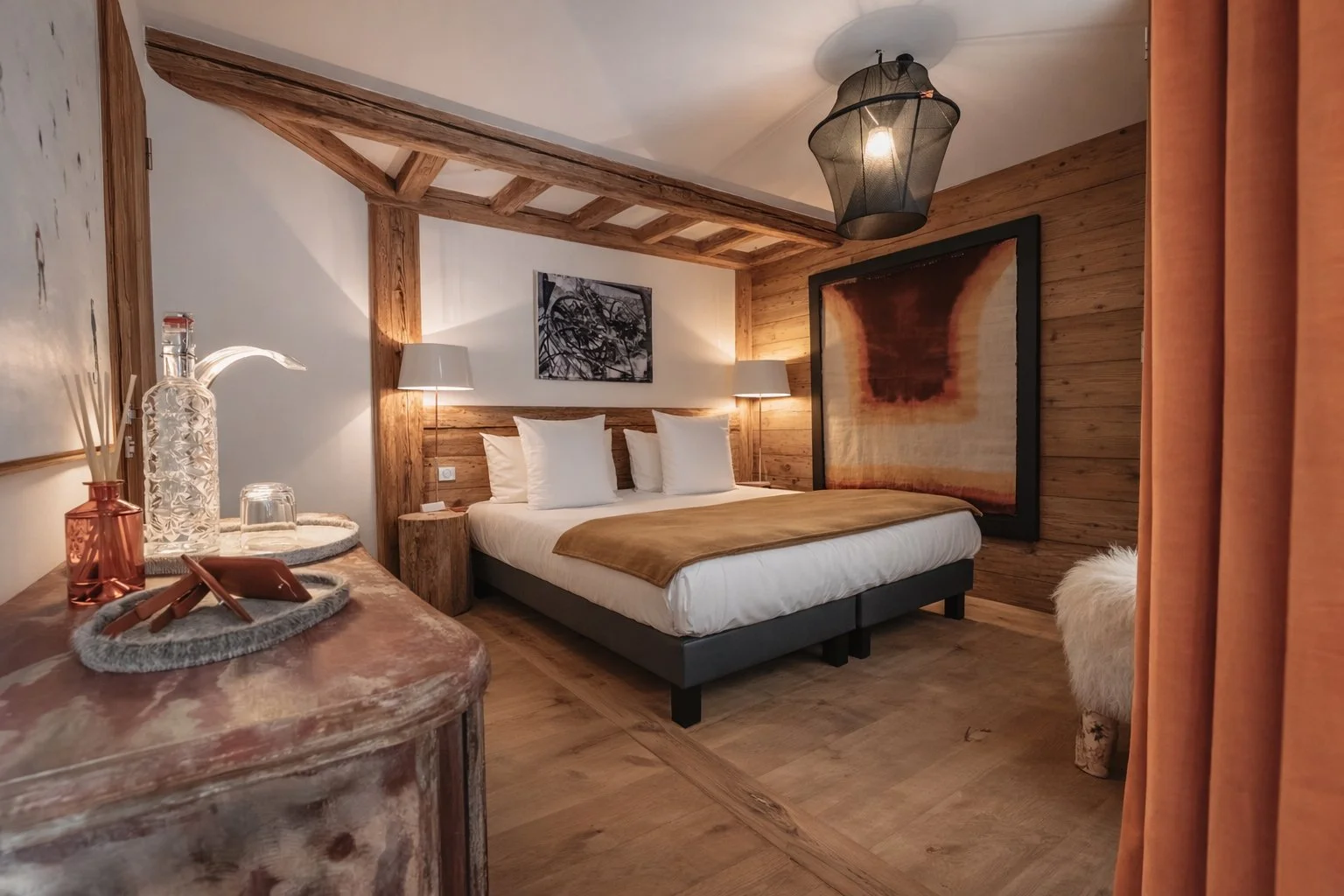 luxury chalet val d'isère bellevarde bedroom