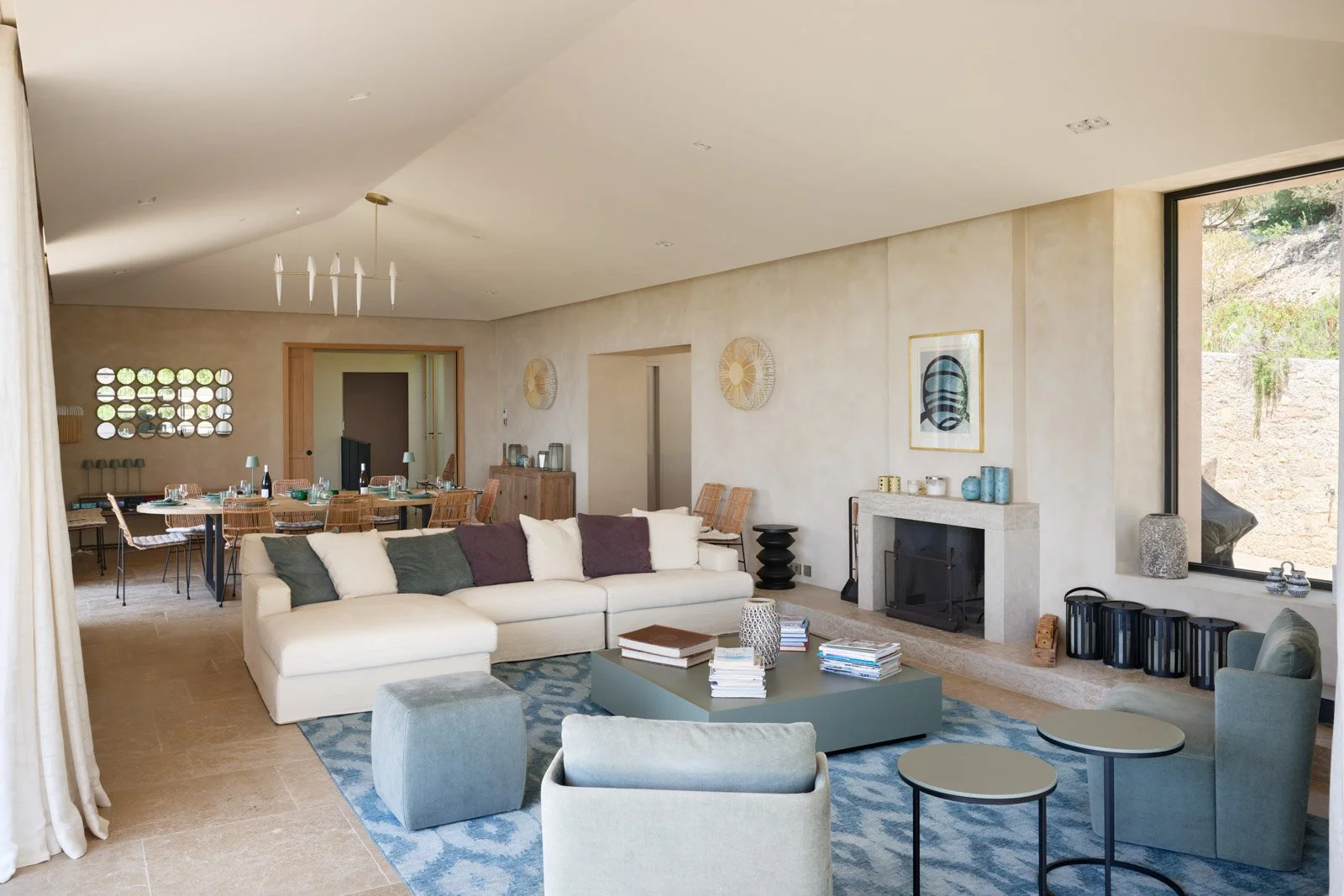 corporate retreat in beauvallon living room