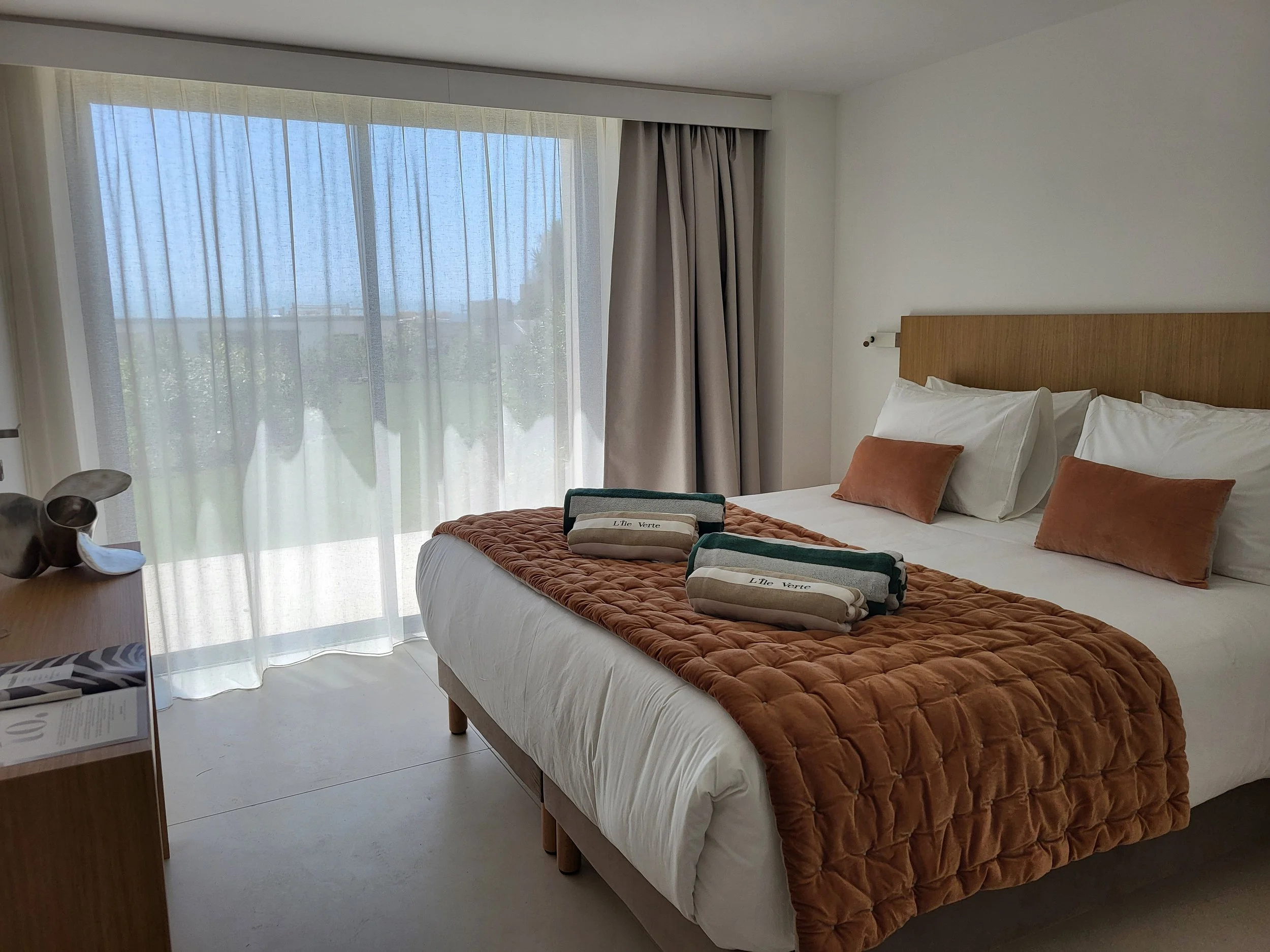 Wedding in La Ciotat bedroom