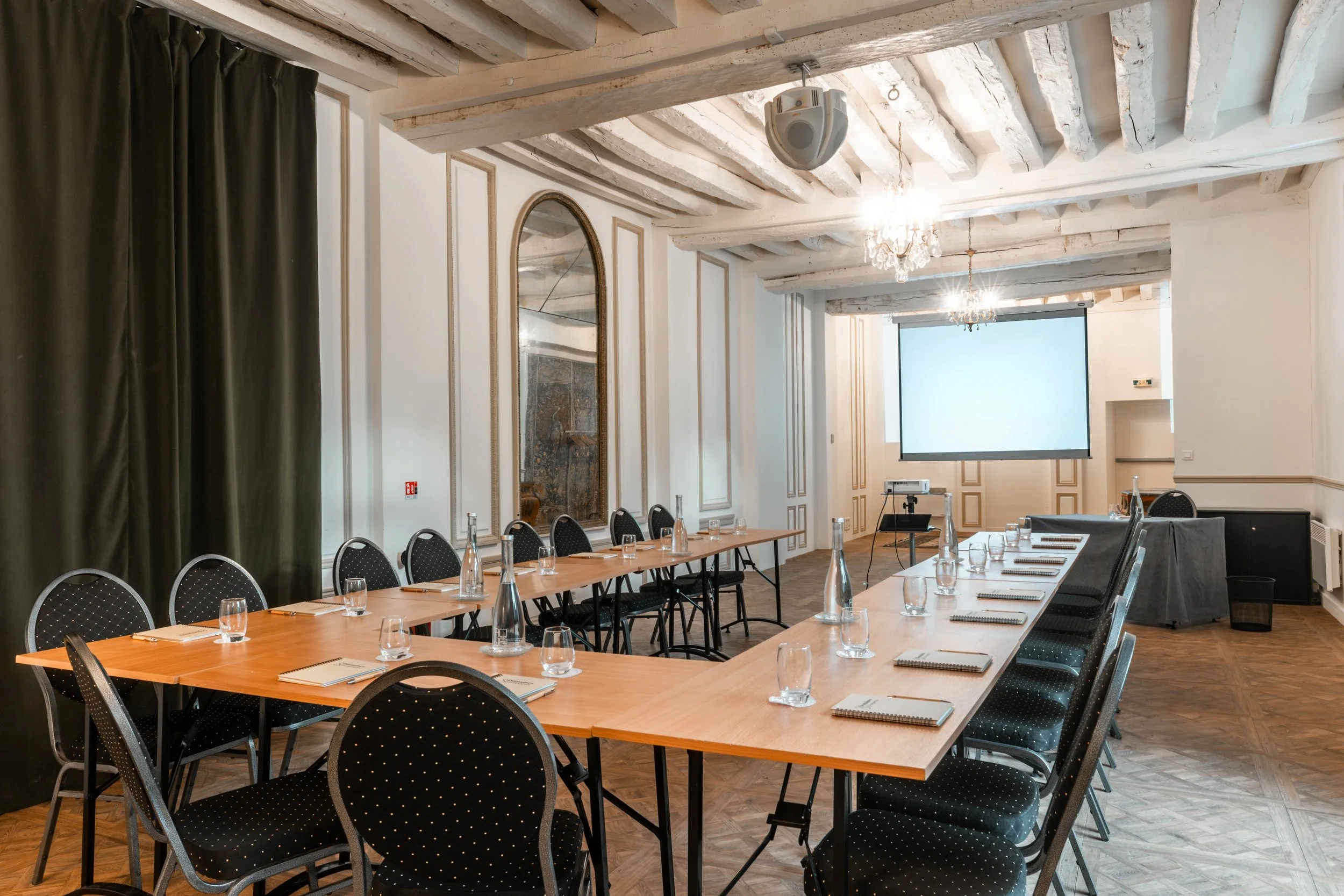 corporate retreat in Vernon meeting room