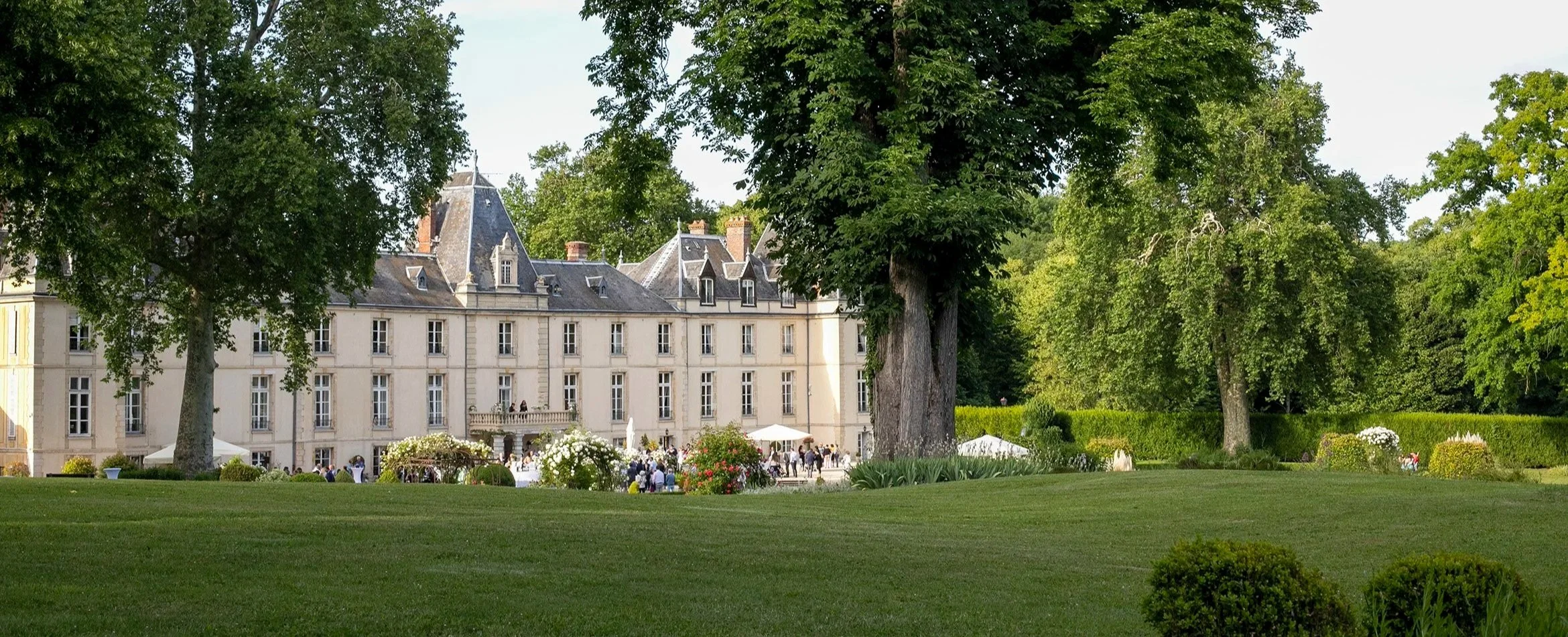 wedding in Vernon château
