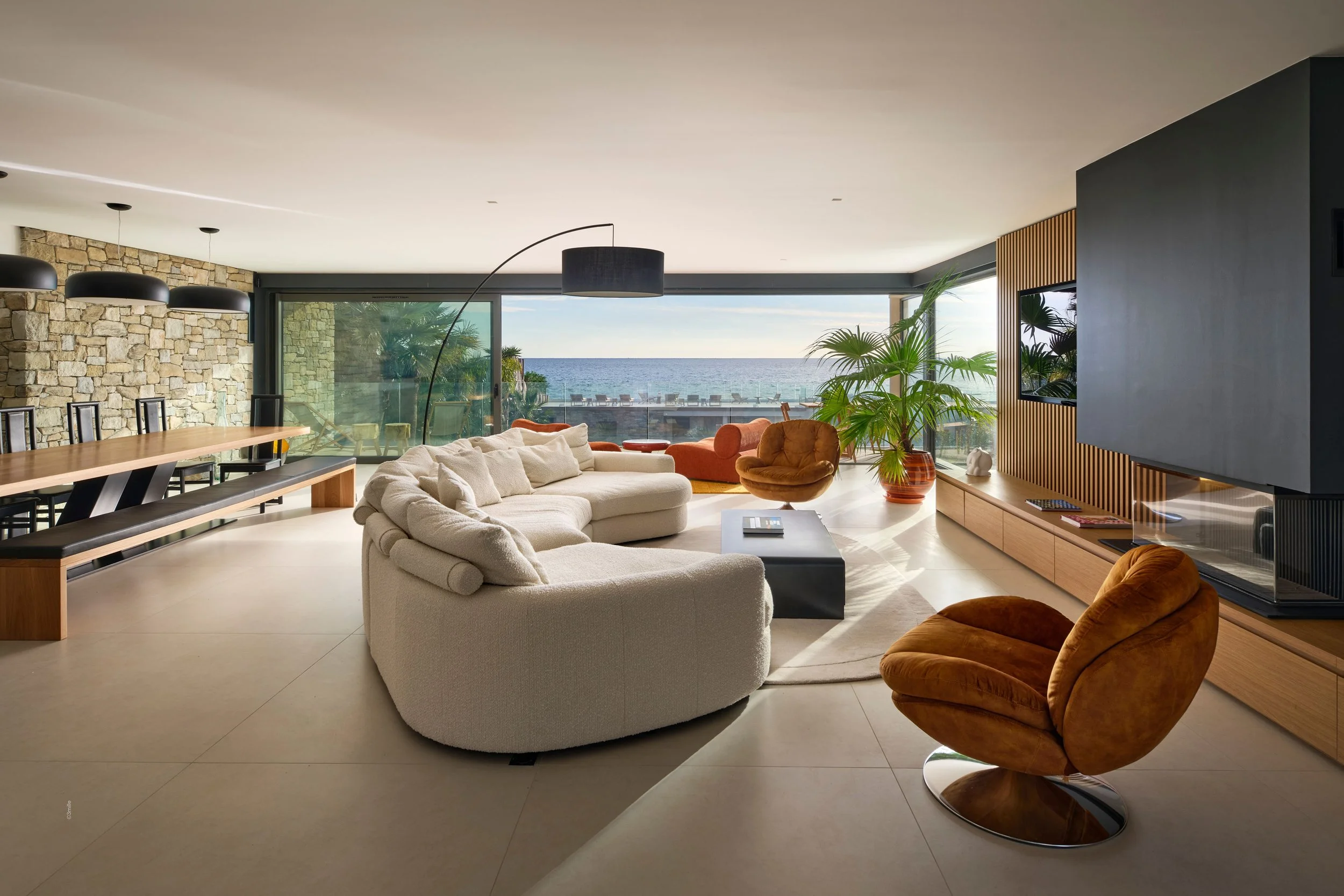 Villa-luxe-la-ciotat-salon (3).jpg
