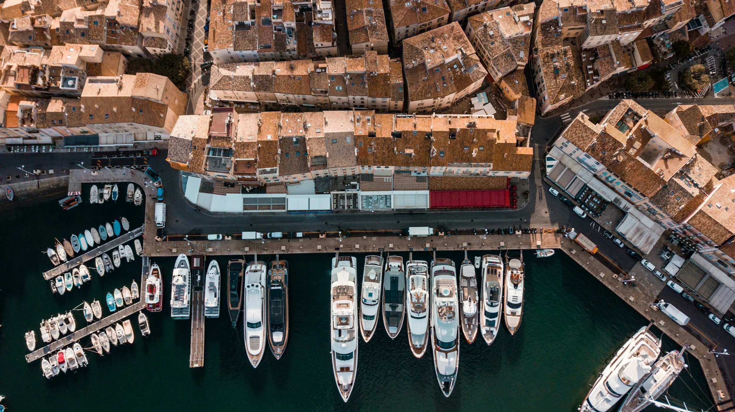 saint tropez the complete guide port
