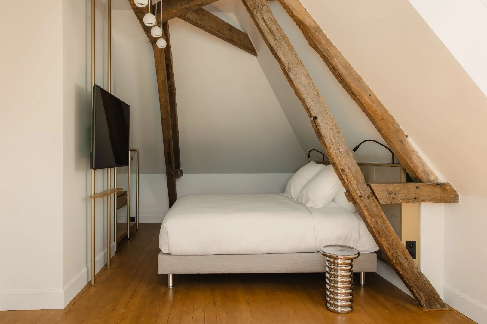 wedding in vexin bedroom